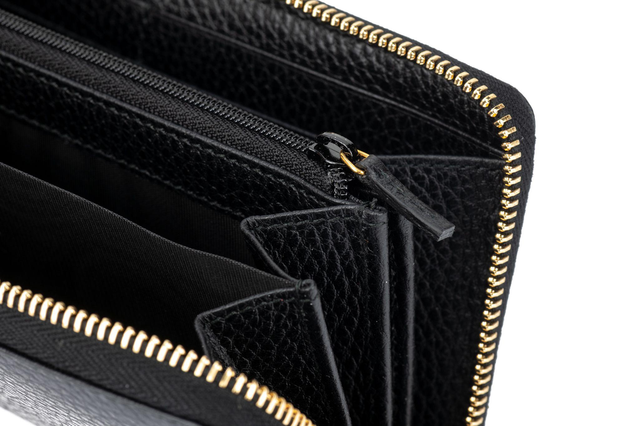 New Gucci Black Zip Around Cat Wallet (Portefeuille à fermeture éclair en forme de chat) Unisexe en vente