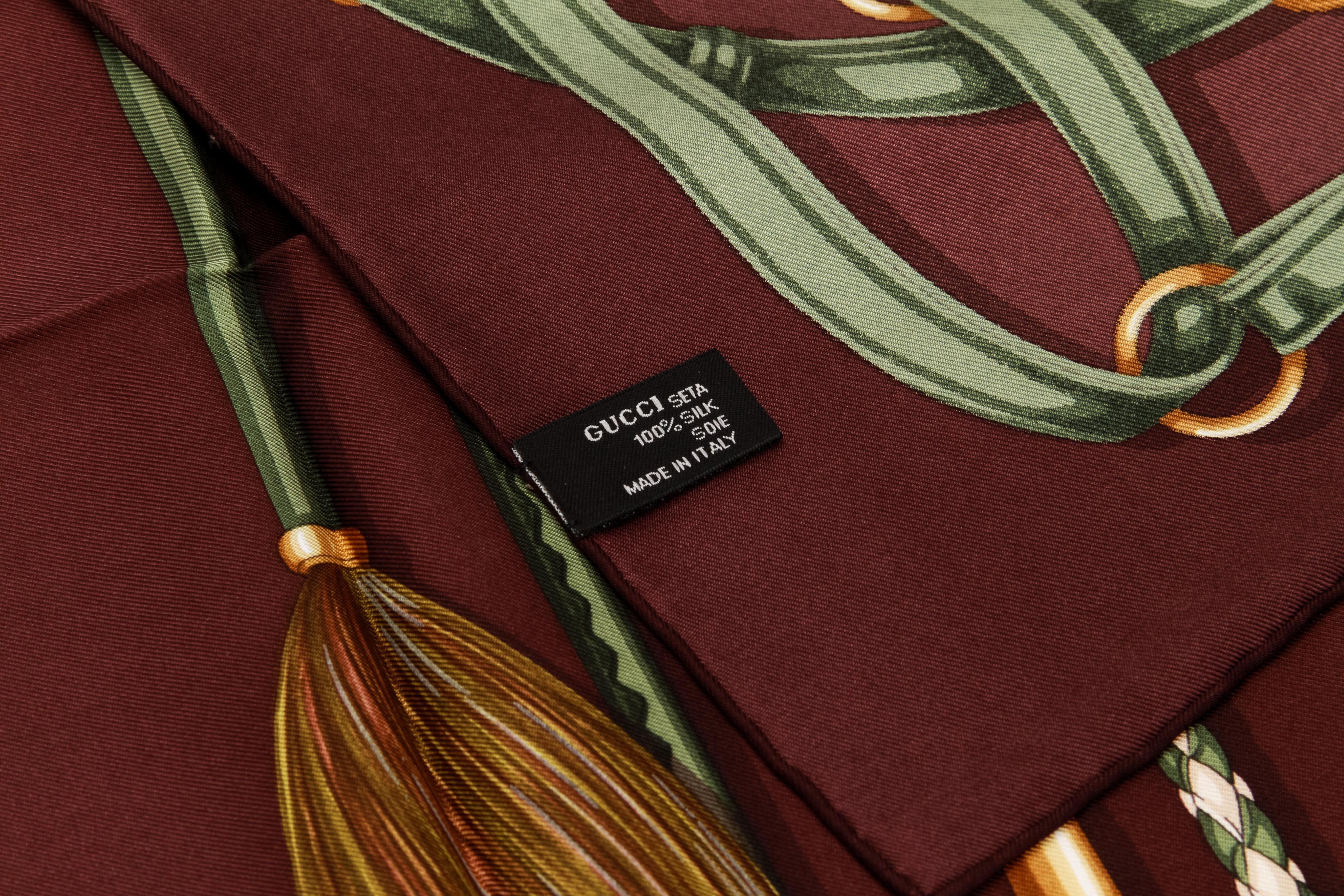 Gucci brand new marron vert hobby horses scarf, 100% silk, 35