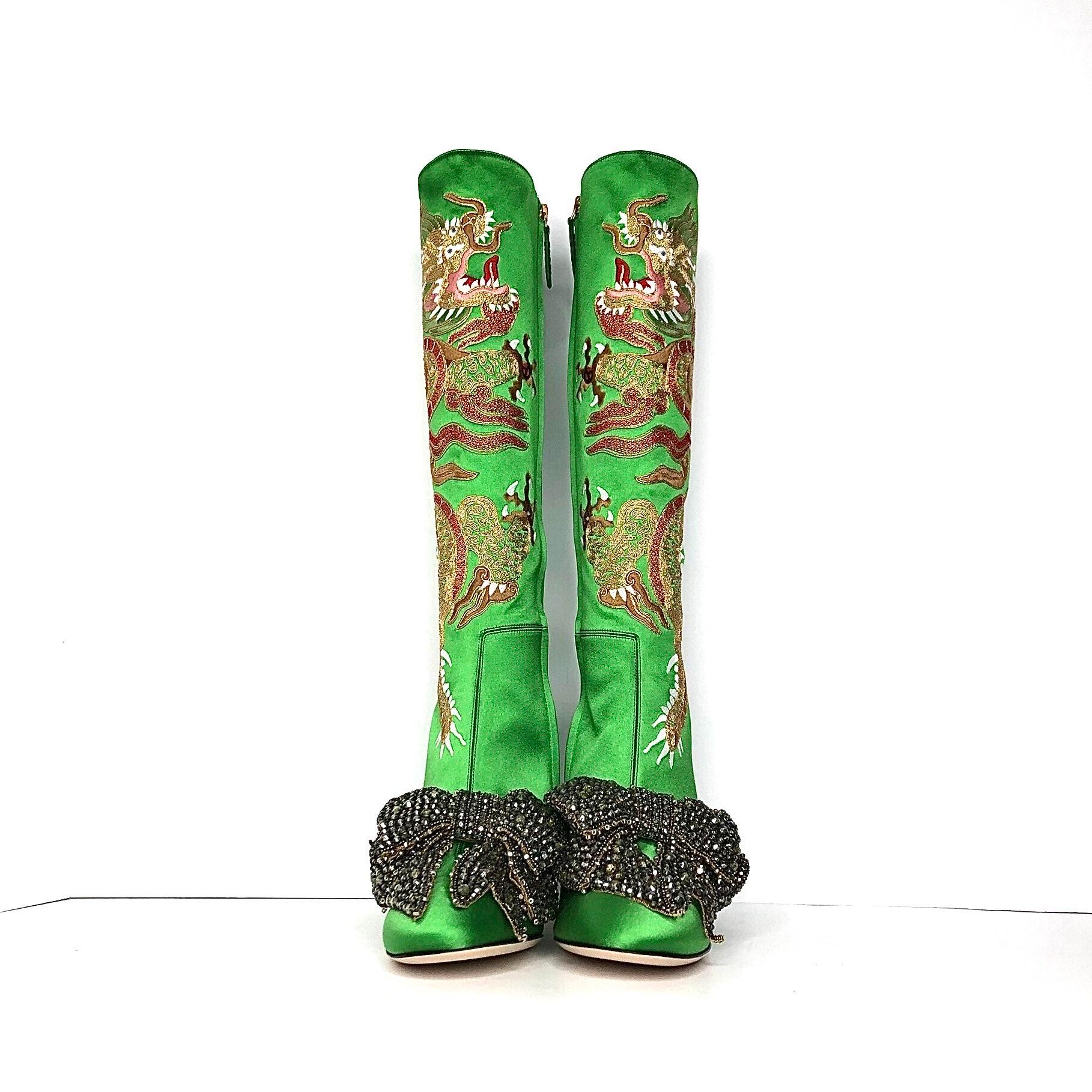 De las mujeres NUEVO Gucci Dragón de caramelo con lazo bordado Botas altas a la rodilla con adornos de cristal 36 en venta