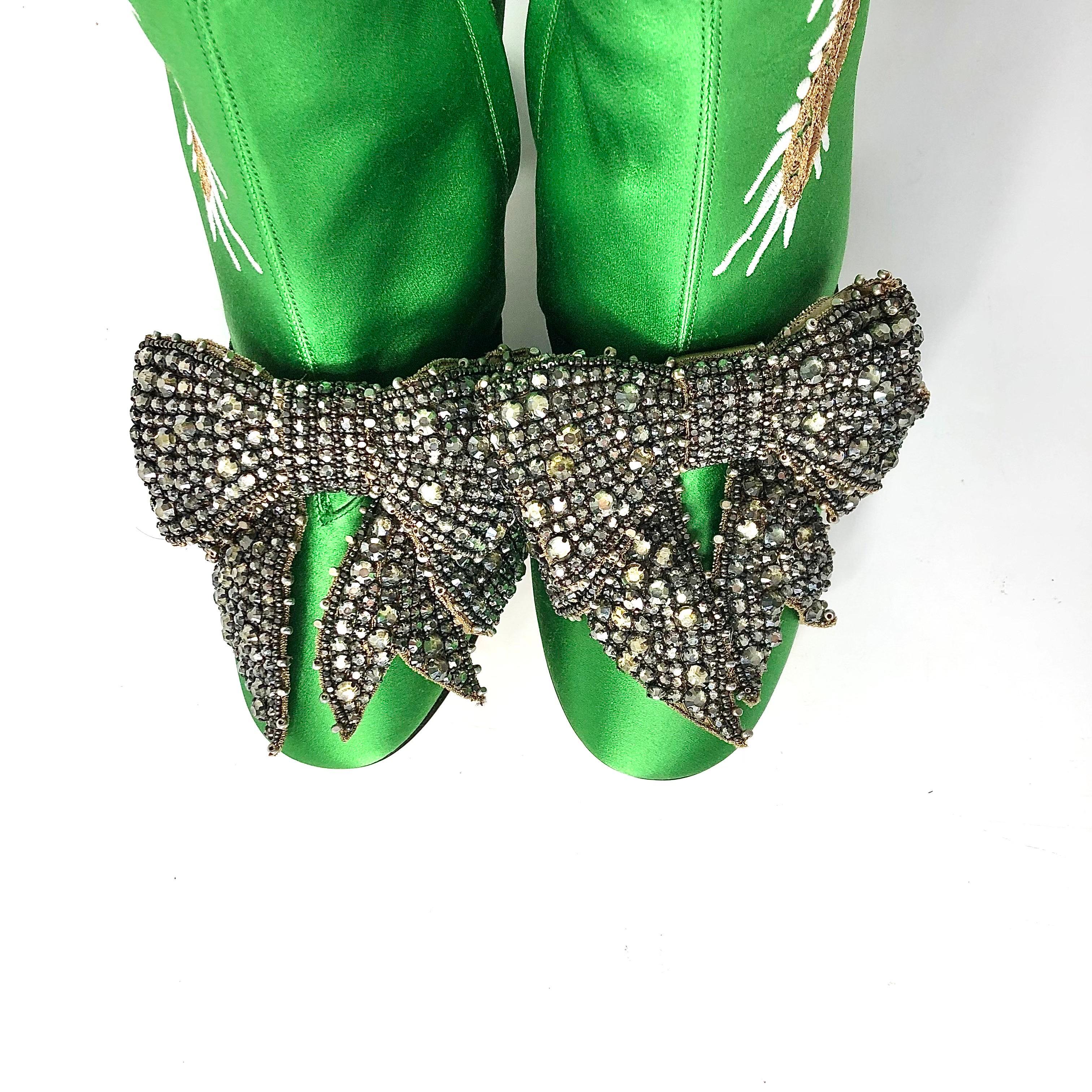 NUEVO Gucci Dragón de caramelo con lazo bordado Botas altas a la rodilla con adornos de cristal 36 en venta 2