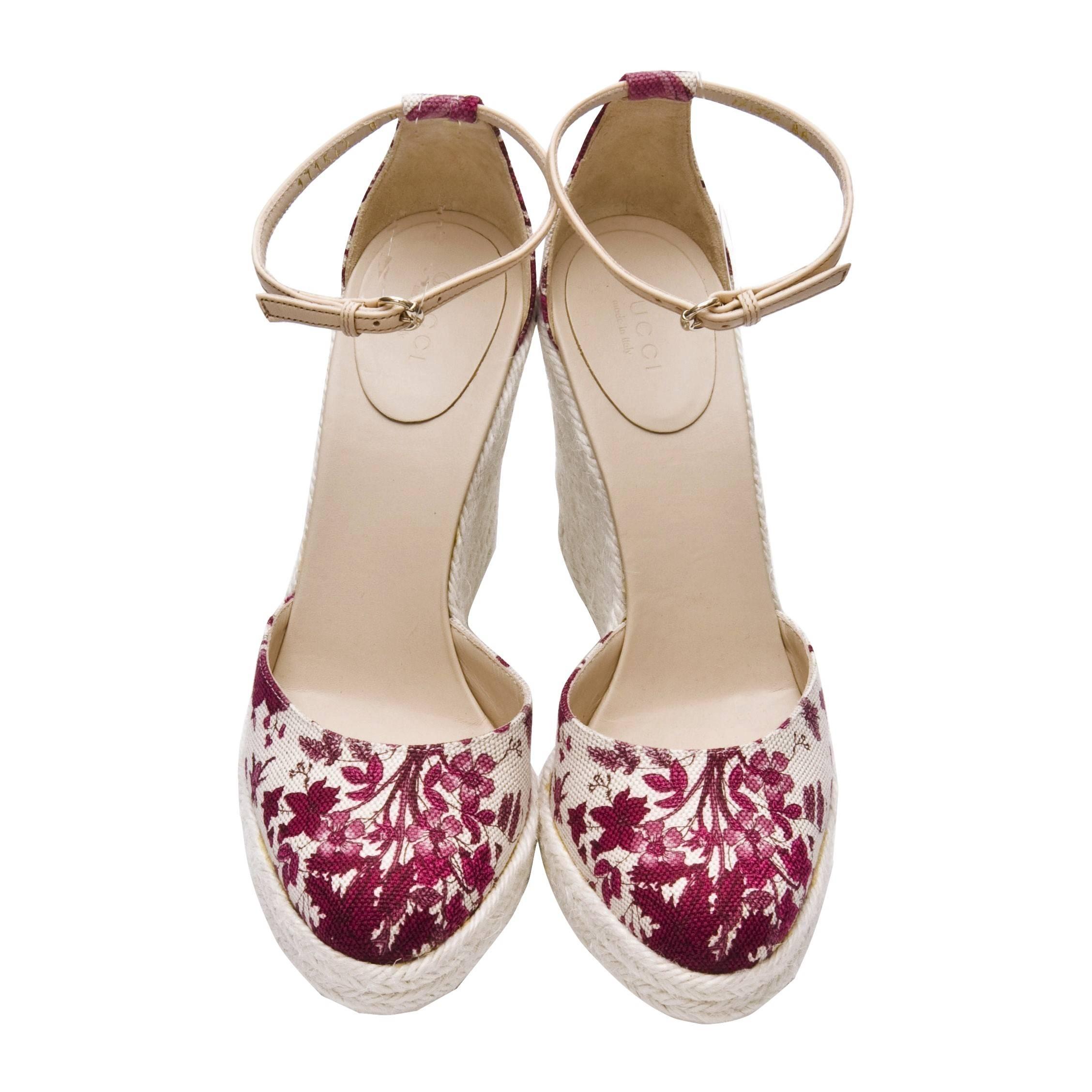 Beige New Gucci Cruise 2007 Runway Flora Wedge Espadrille Heels Sz 8