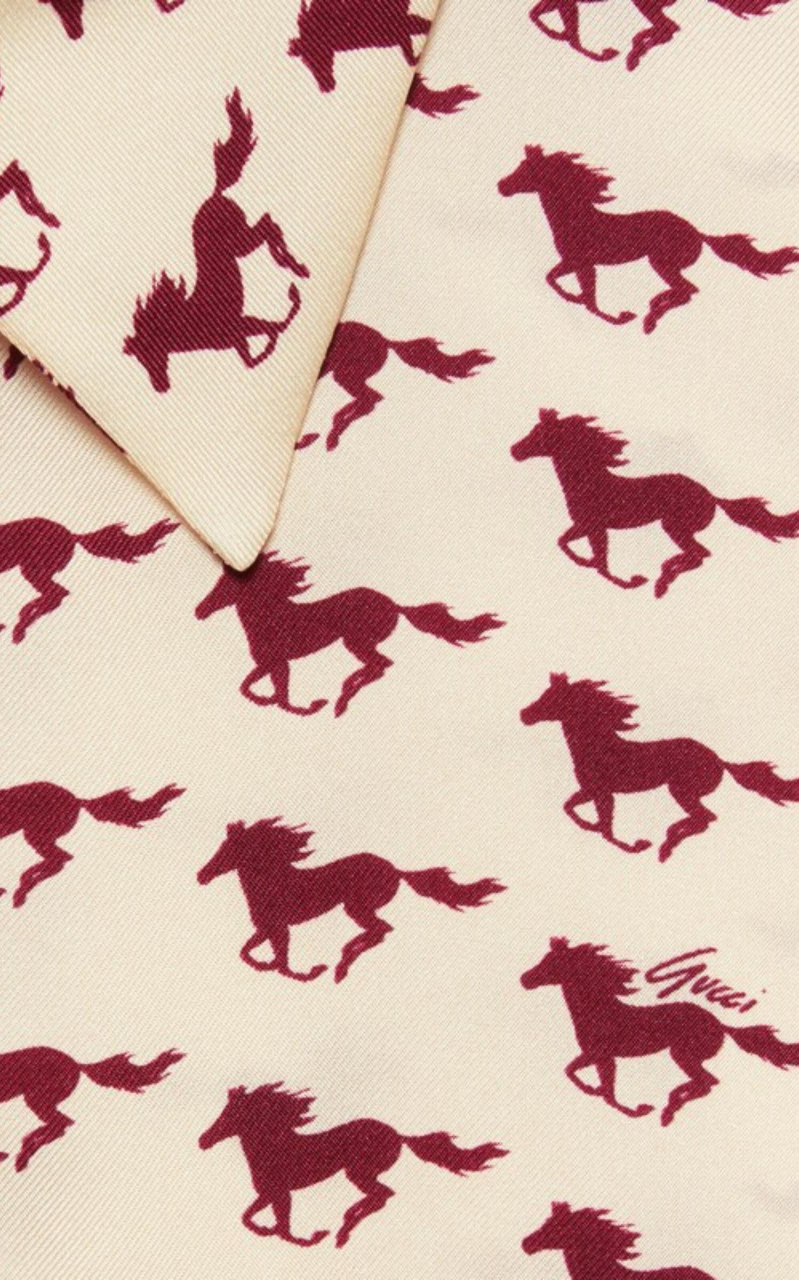Nuevo Gucci Vestido de seda con estampado de caballos en diagonal IT40 en venta 1
