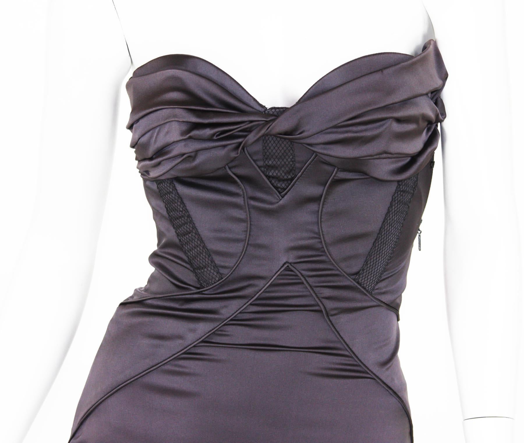 Women's New Gucci F/W 2005 Silk High-Low Cut-Out Gunmetal Brown Black Net Dress Gown 40 For Sale