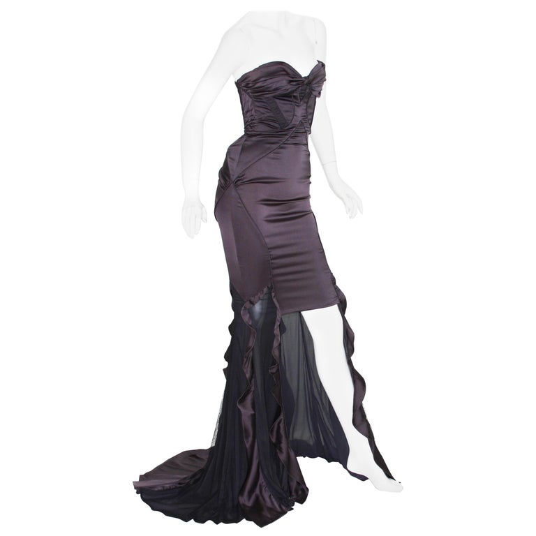 green emerald velvet dress Gucci Silk Duchesse Mid-length Dress  Runway Catalog