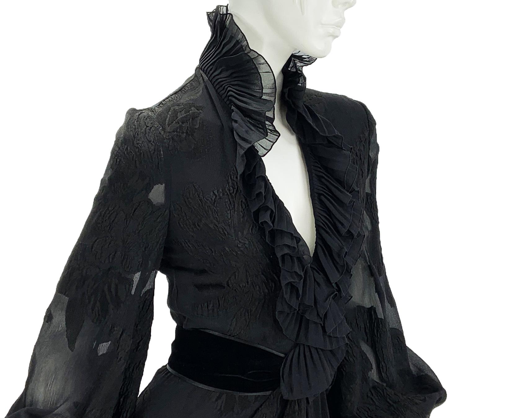 New Gucci F/W 2012 Black Pre-Raphaelite Sleeve Ruffle and Velvet Detail Dress 38 For Sale 4