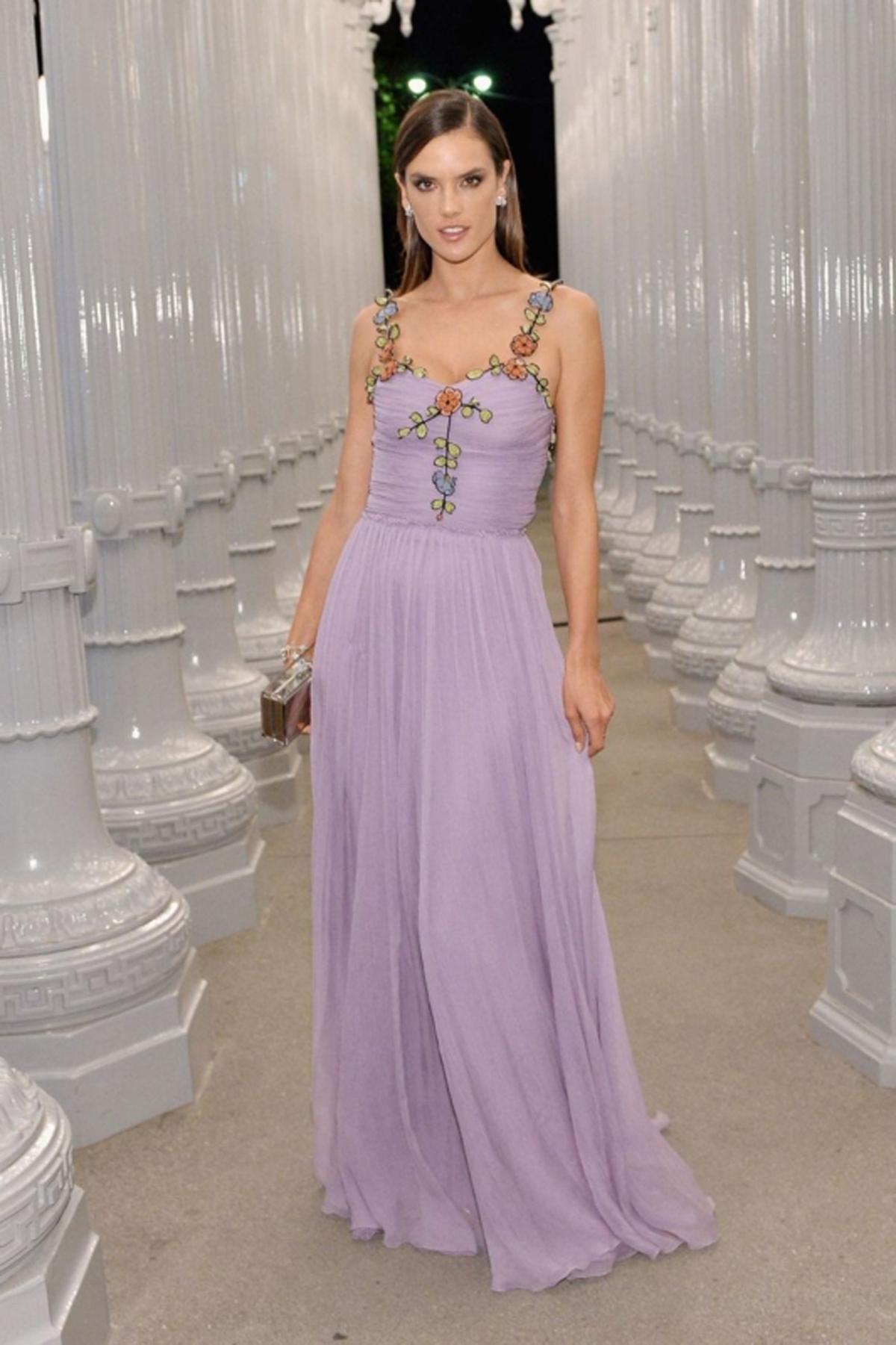 New Gucci Silk Embroidered Lavender Dress Gown Worn by Alessandra Ambrosio It 42 2