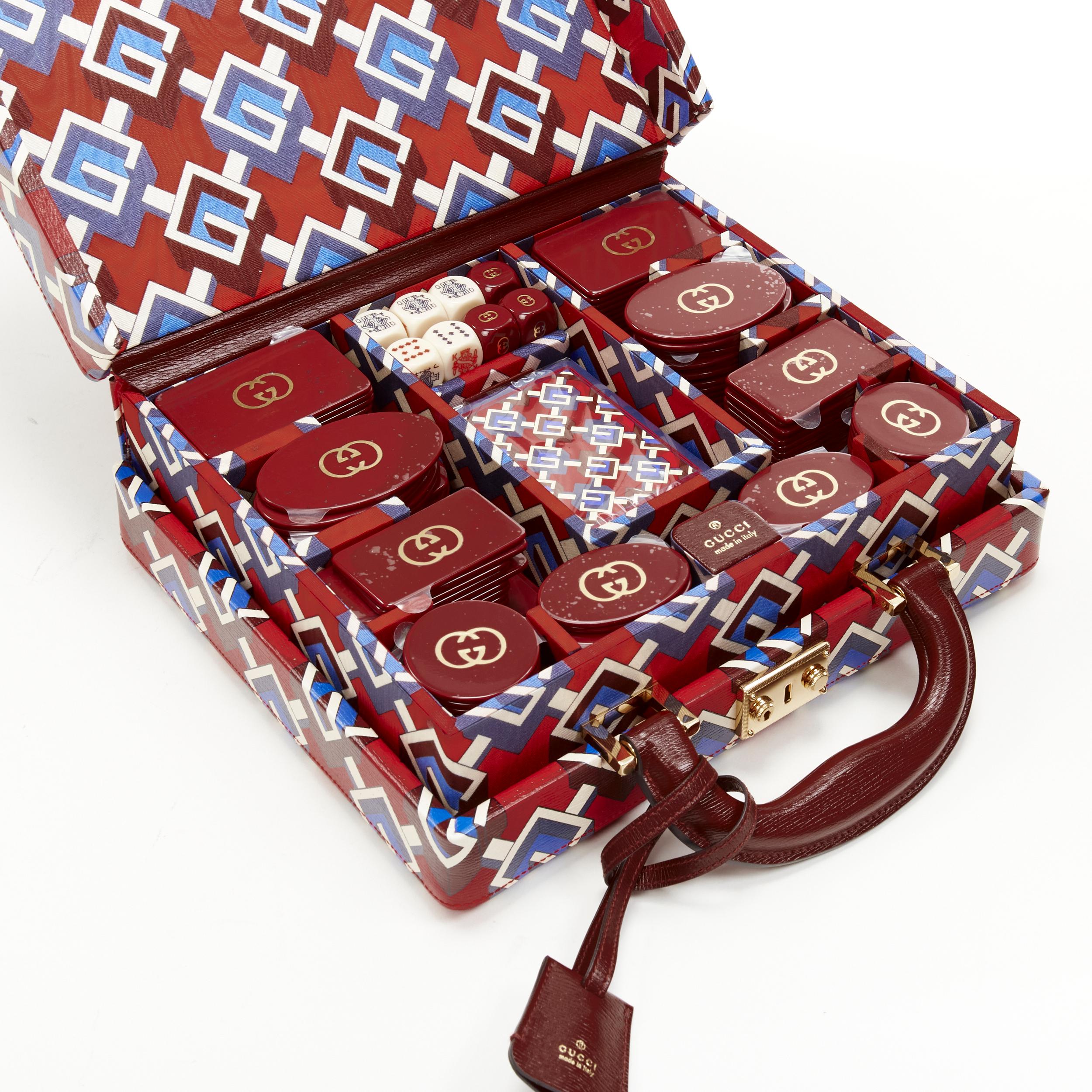 new GUCCI Geometric G print red Demetra trunk bag case card game set In New Condition In Hong Kong, NT
