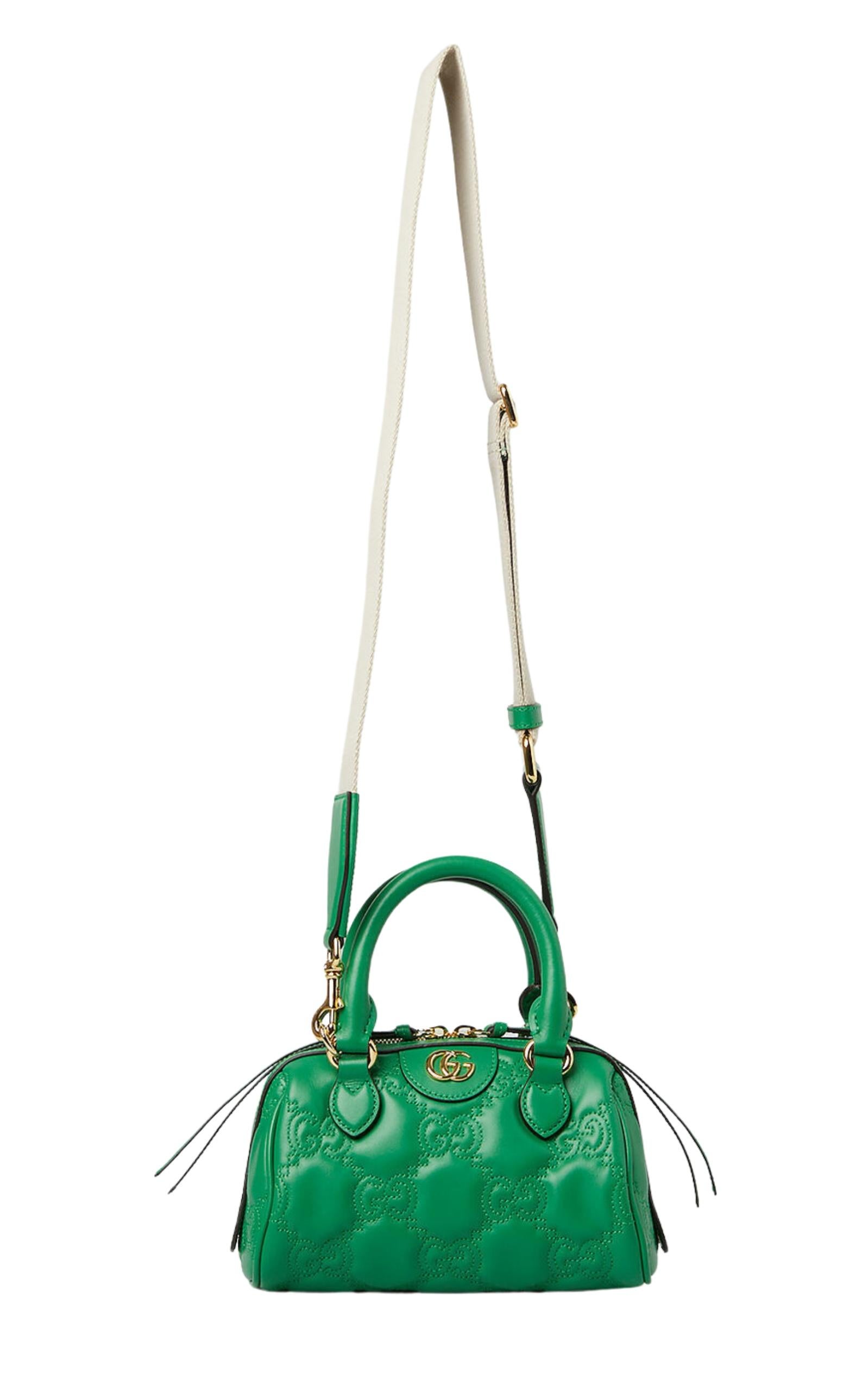 New Gucci GG Matelassé Zipped Mini Crossbody Borsa In condizioni Nuovo in vendita a Brossard, QC