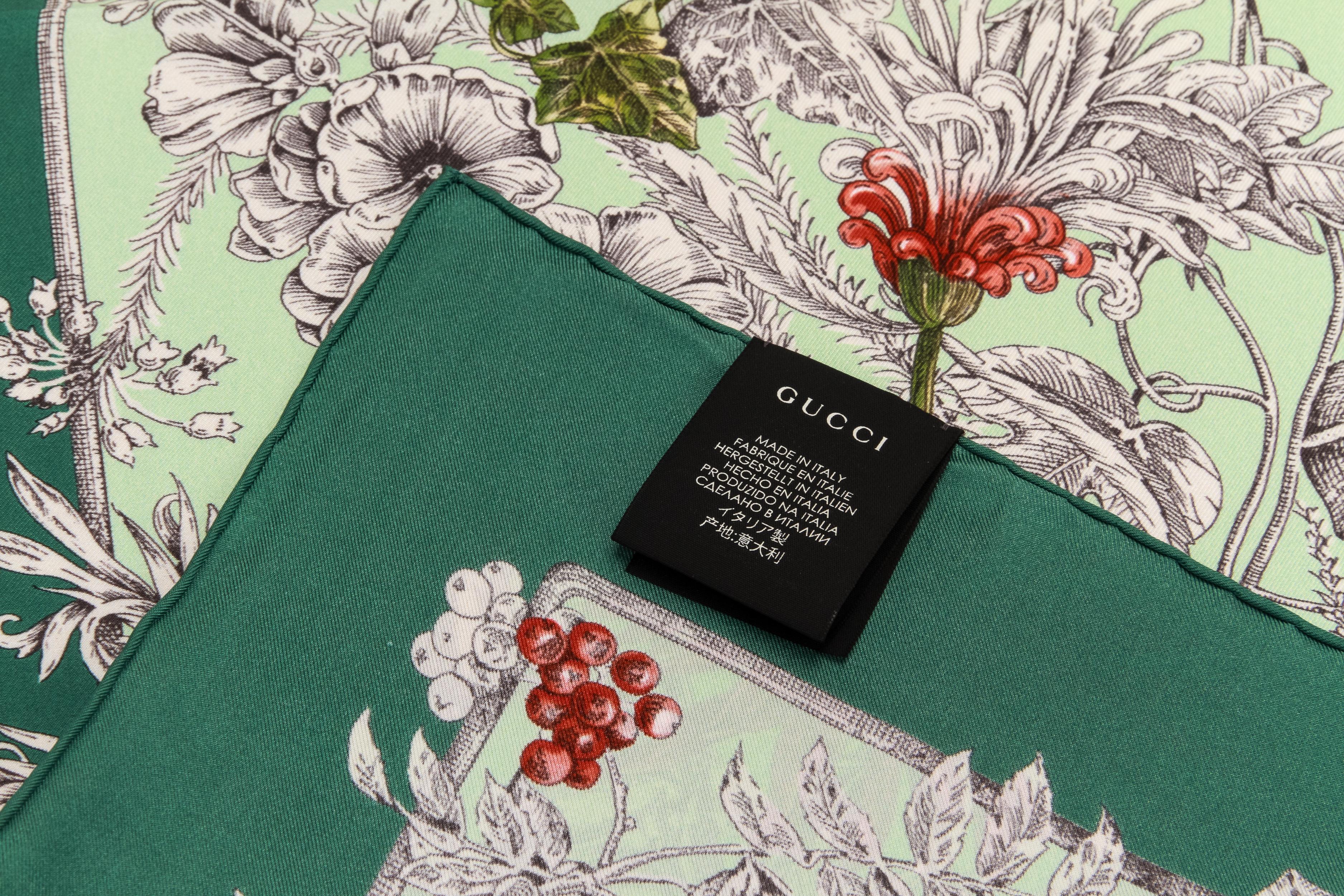 Gray New Gucci Green Floral Square Silk Scarf For Sale