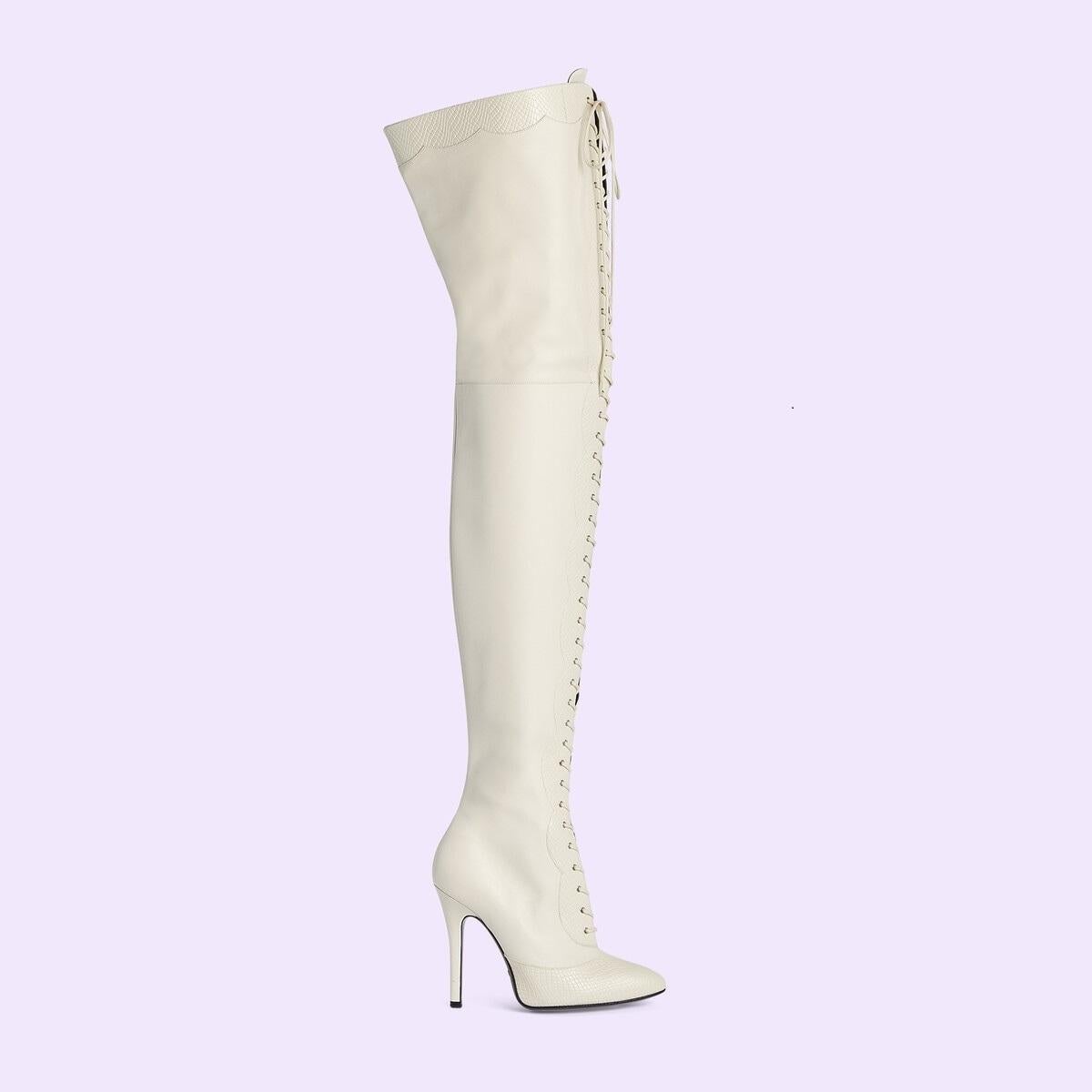 New Gucci Harriet Vintage White Leather Over The Knee Lace Up Boots It. 38 US 8 In New Condition For Sale In Montgomery, TX