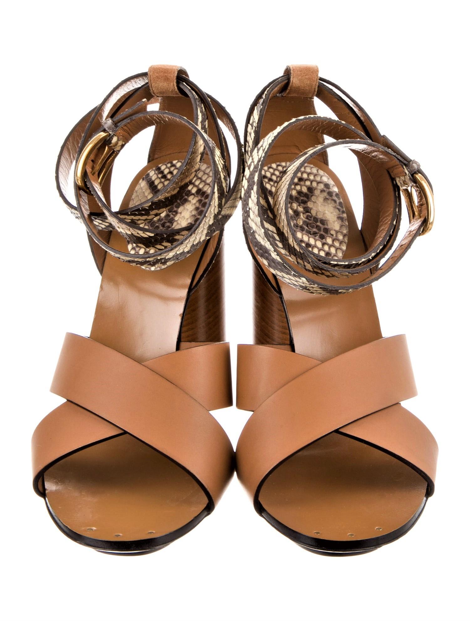 Gucci Lykke Li Python printemps 2015 Runway Escarpins à talons Taille 36 en vente 8
