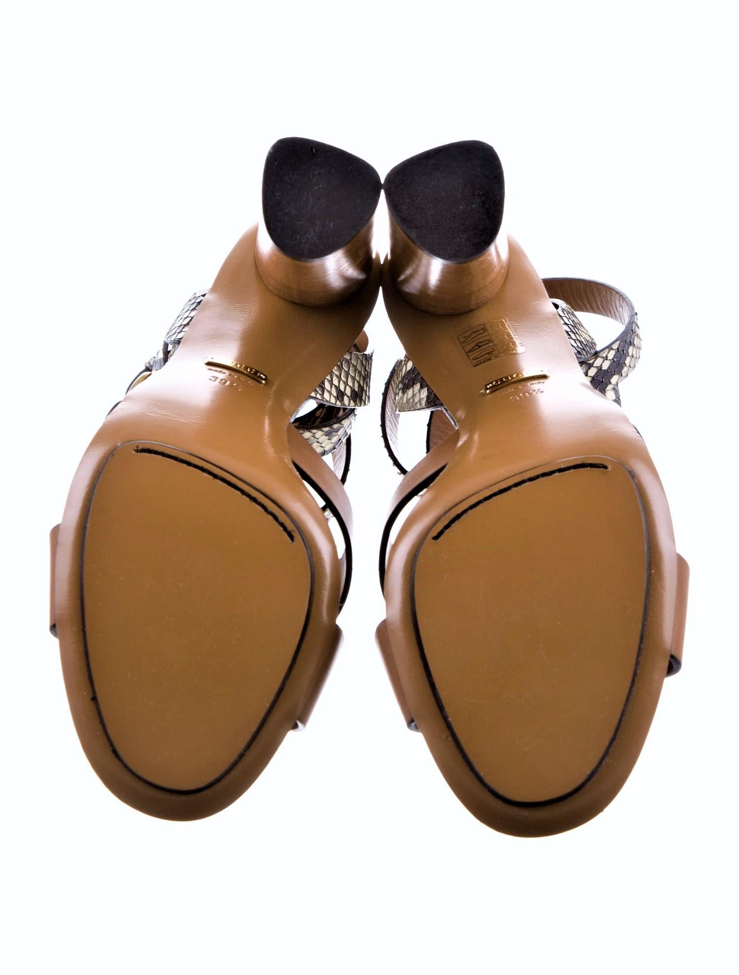 Gucci Lykke Li Python printemps 2015 Runway Escarpins à talons Taille 36 en vente 12