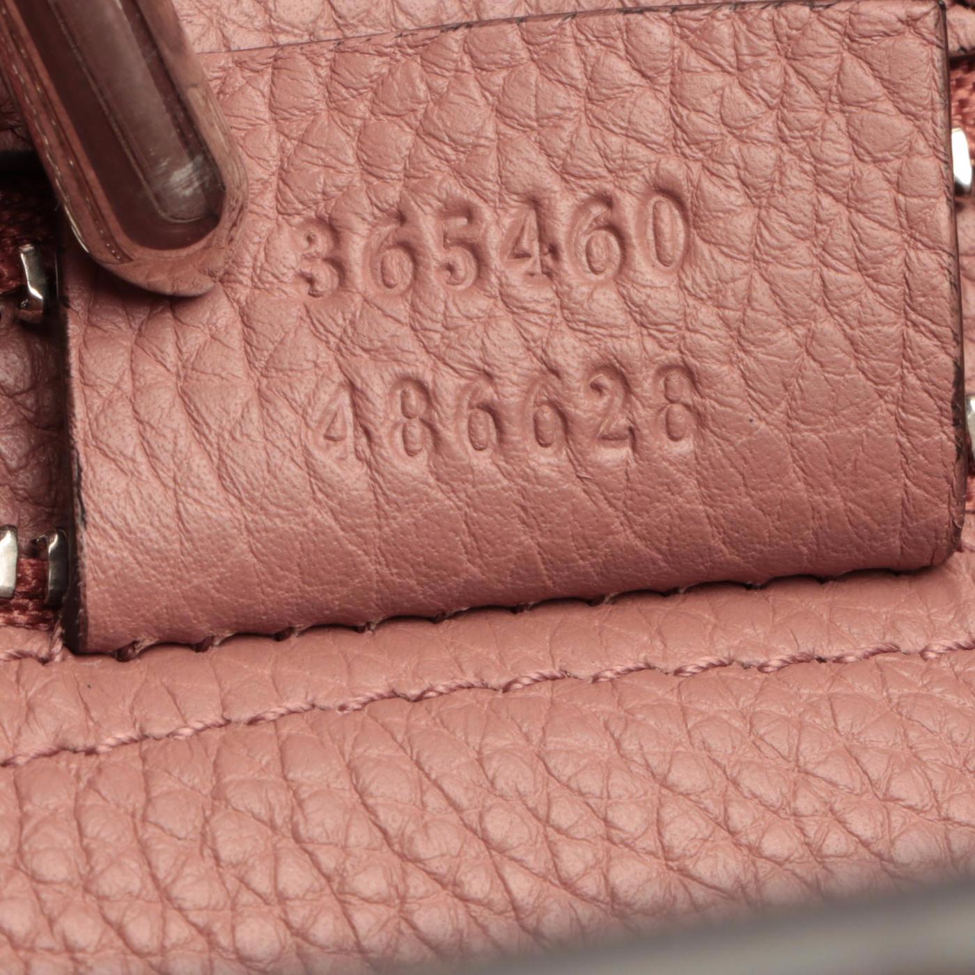Gucci - Sac fourre-tout « Jackie » en cuir grainé, moyen modèle, avec fermeture Piston, état neuf en vente 8