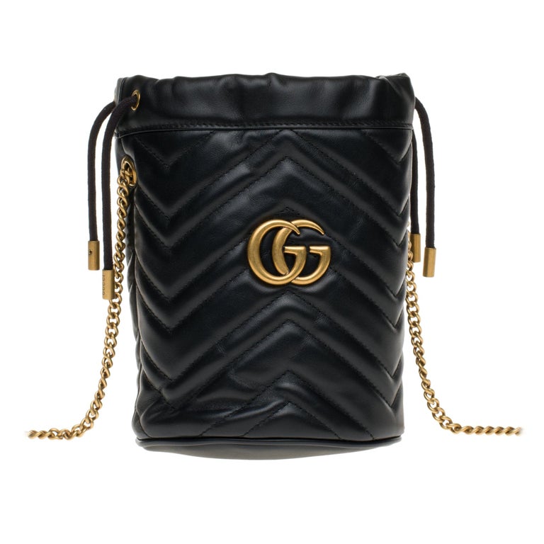 New GUCCI mini bucket bag GG Marmont in black quilted leather with chevrons For Sale at 1stdibs