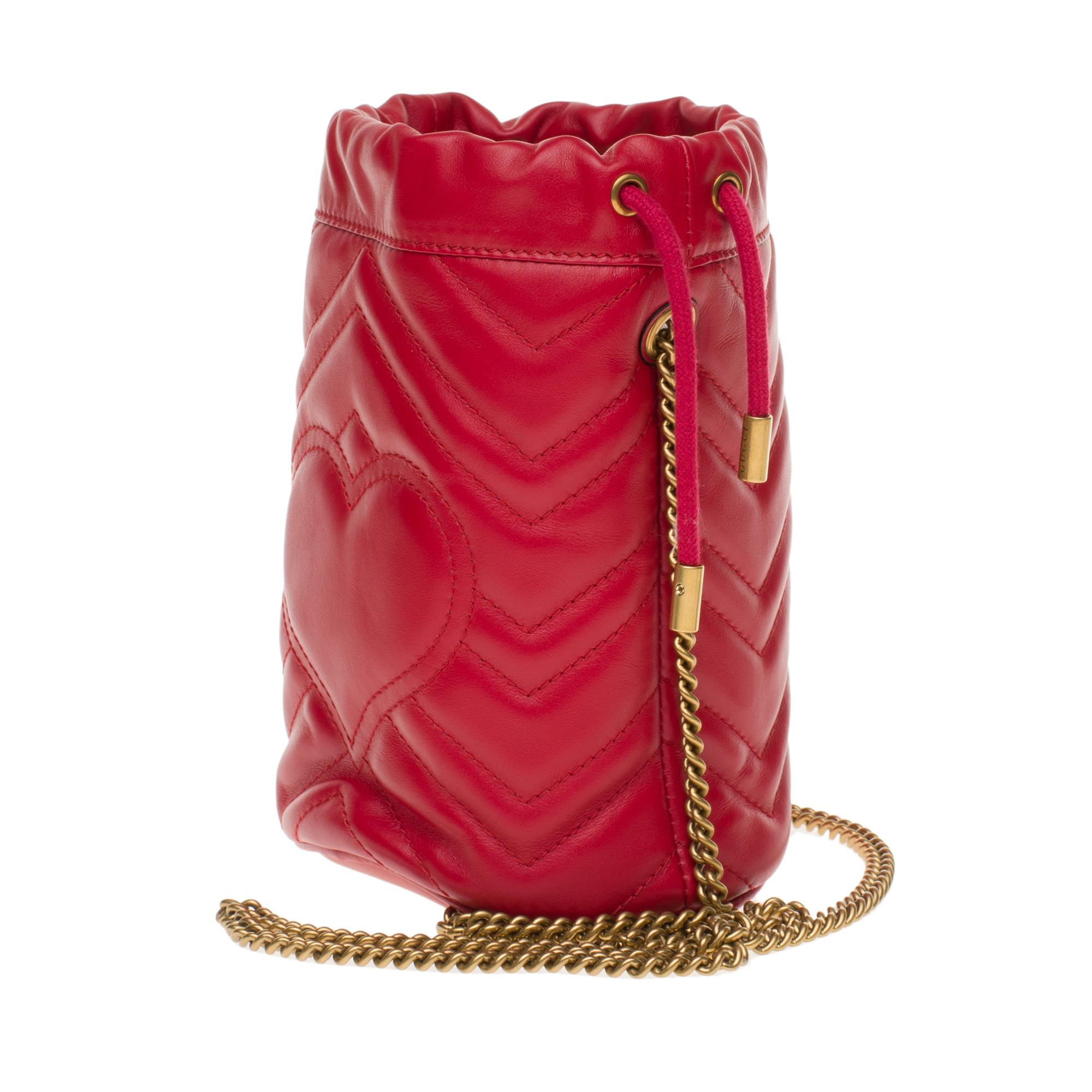 red gucci bucket bag