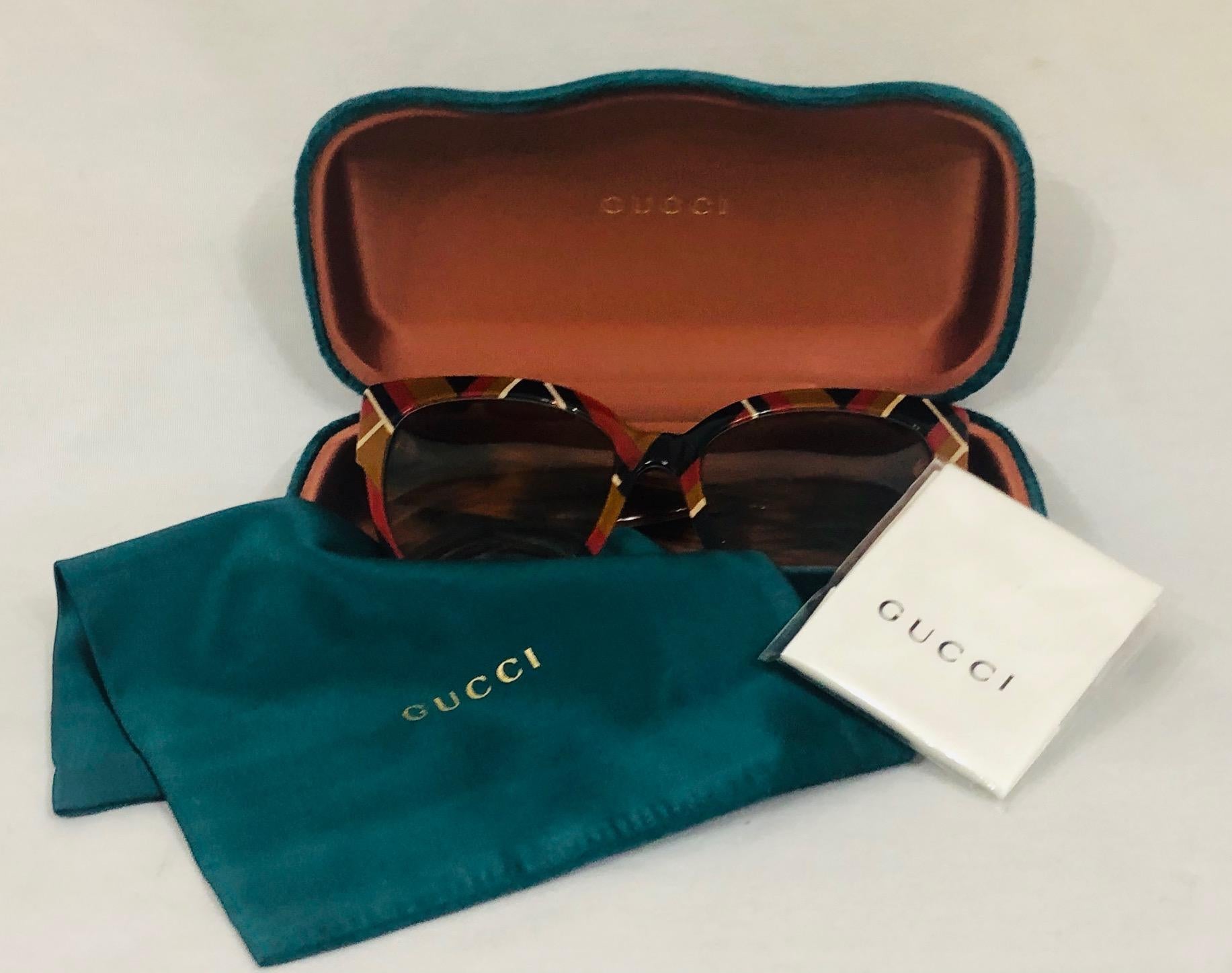 New Gucci Oversize Ladies Chevron Pattern Studded Sunglasses GG0059S 003 55  2