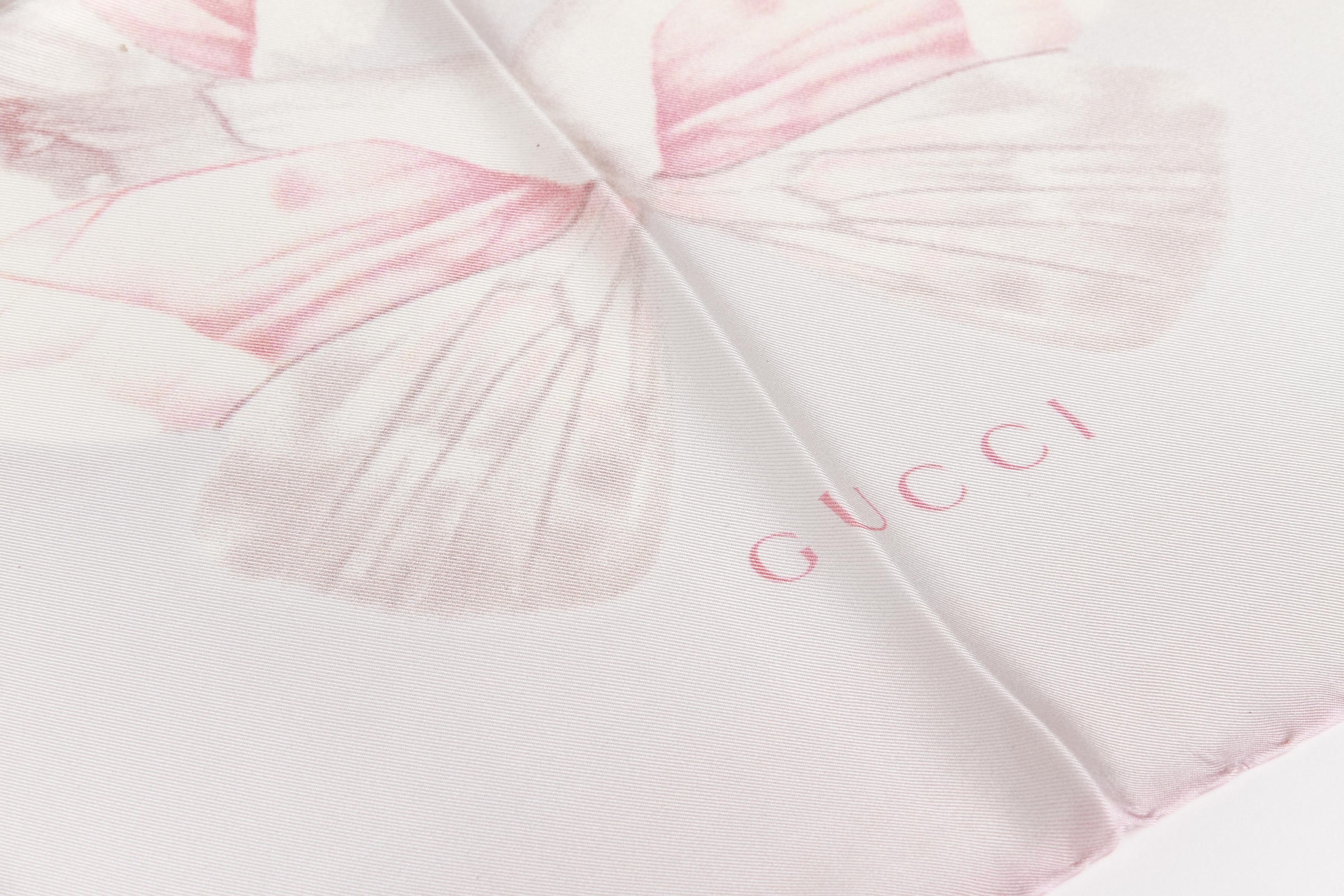 Gucci new light pink butterflies scarf
 100% silk
35