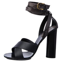 New Gucci Python Spring 2015 Runway Navy Blue Pumps Heels Sz 39