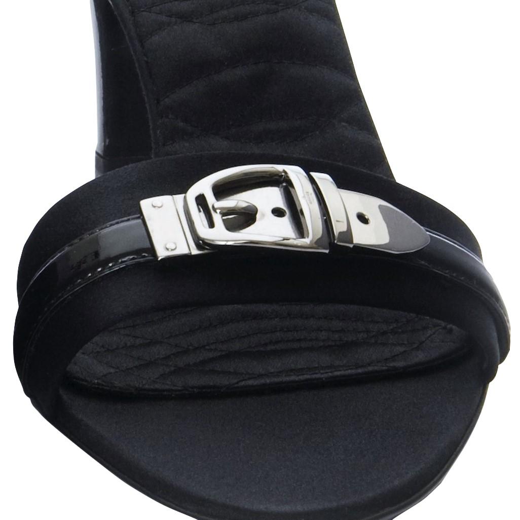 De las mujeres Nuevo Gucci Acolchado Satén Hebilla Horsebit Tacones Sz 9.5 en venta
