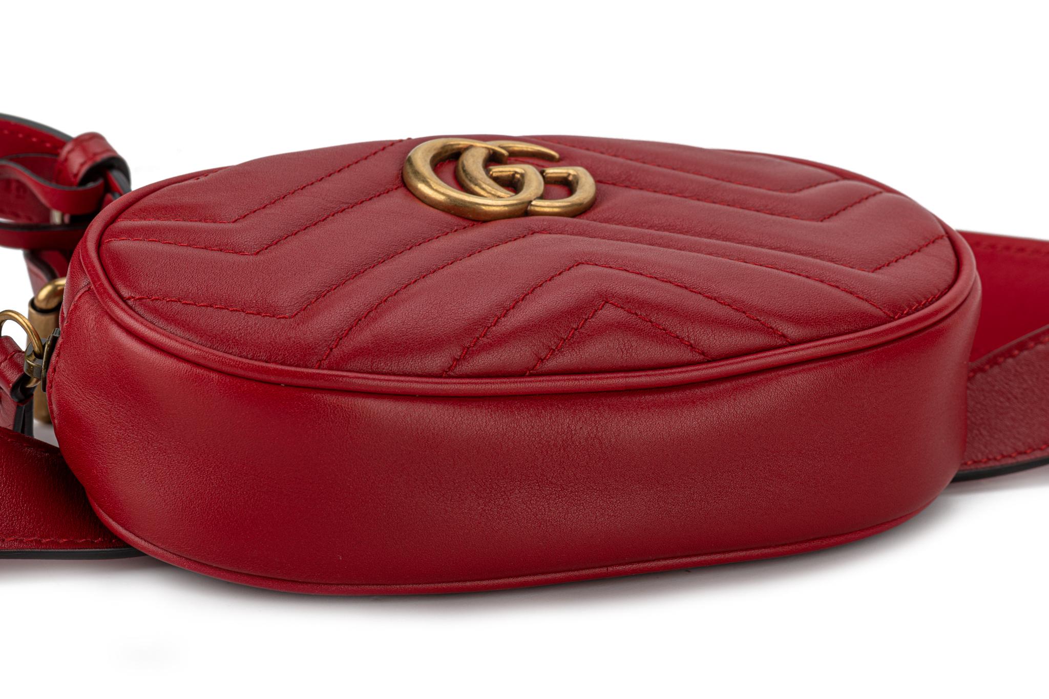 New Gucci Red Leather Logo Fanny Pack Belt Bag with Box For Sale 3