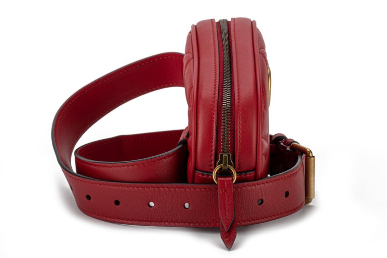 New Gucci Red Leather Logo Fanny Pack Belt Bag with Box For  display picture 2