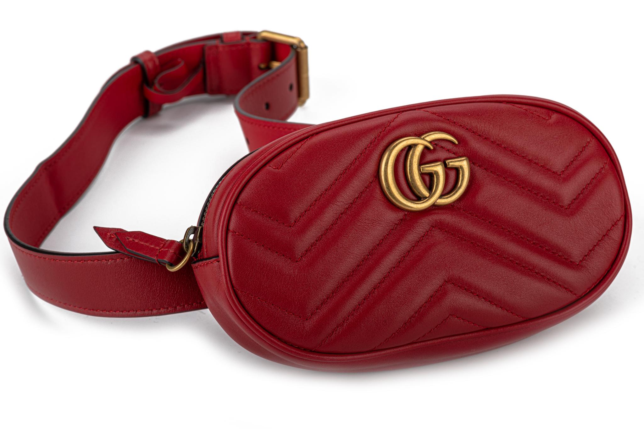 New Gucci Red Leather Logo Fanny Pack Belt Bag with Box For Sale 2