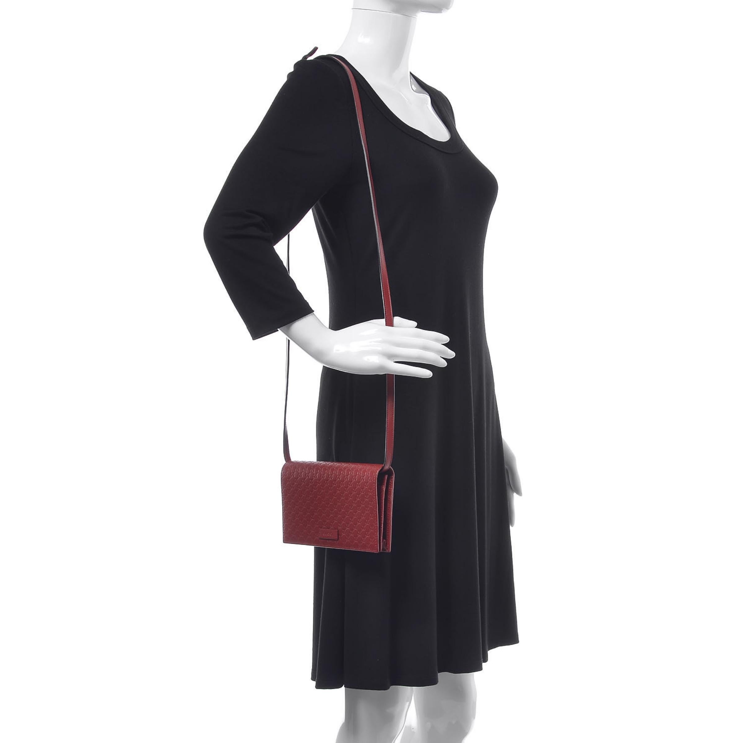 NEW Gucci Red Micro GG Guccissima Crossbody Wallet Bag Purse For Sale 5