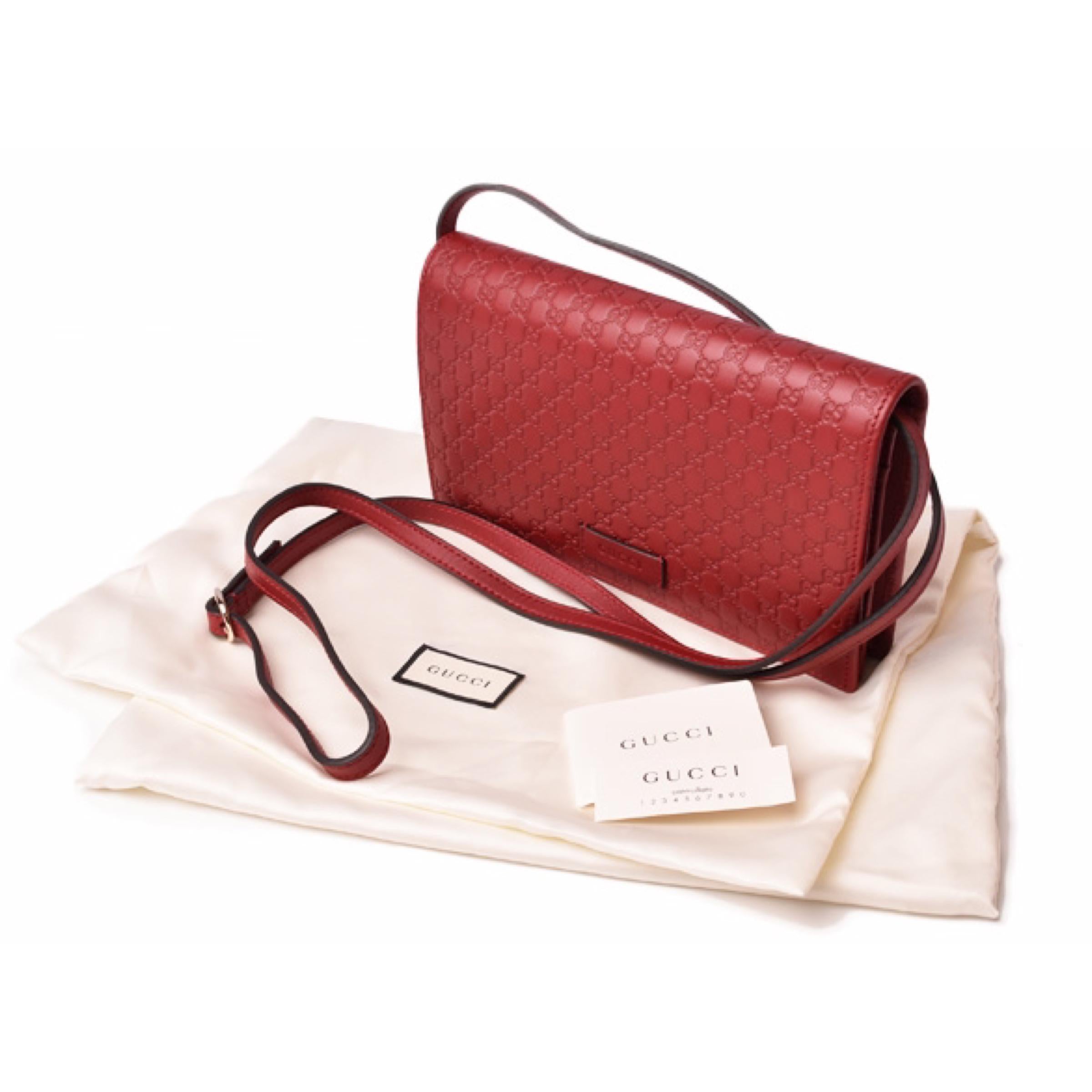 NEW Gucci Red Micro GG Guccissima Crossbody Wallet Bag Purse For Sale 7