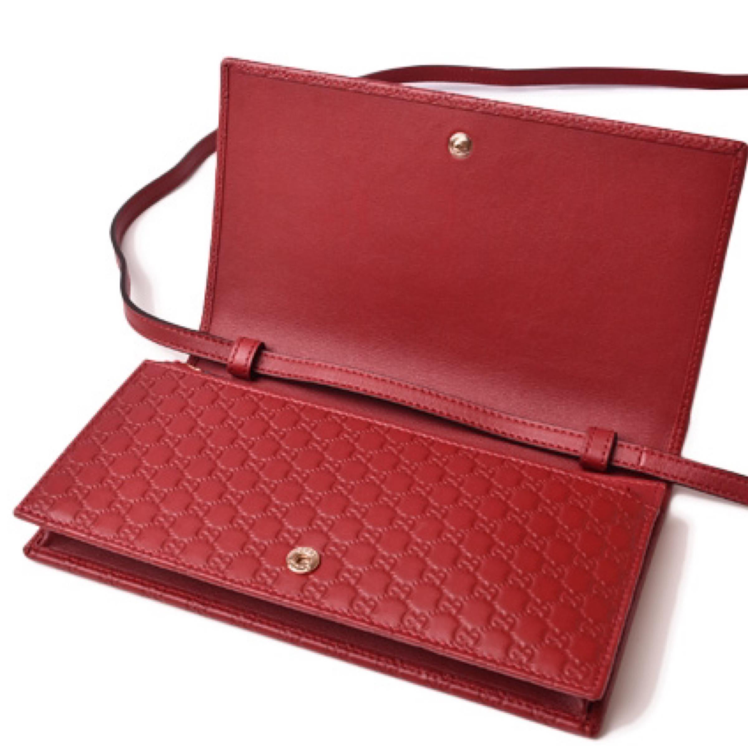 NEW Gucci Red Micro GG Guccissima Crossbody Wallet Bag Purse For Sale 1