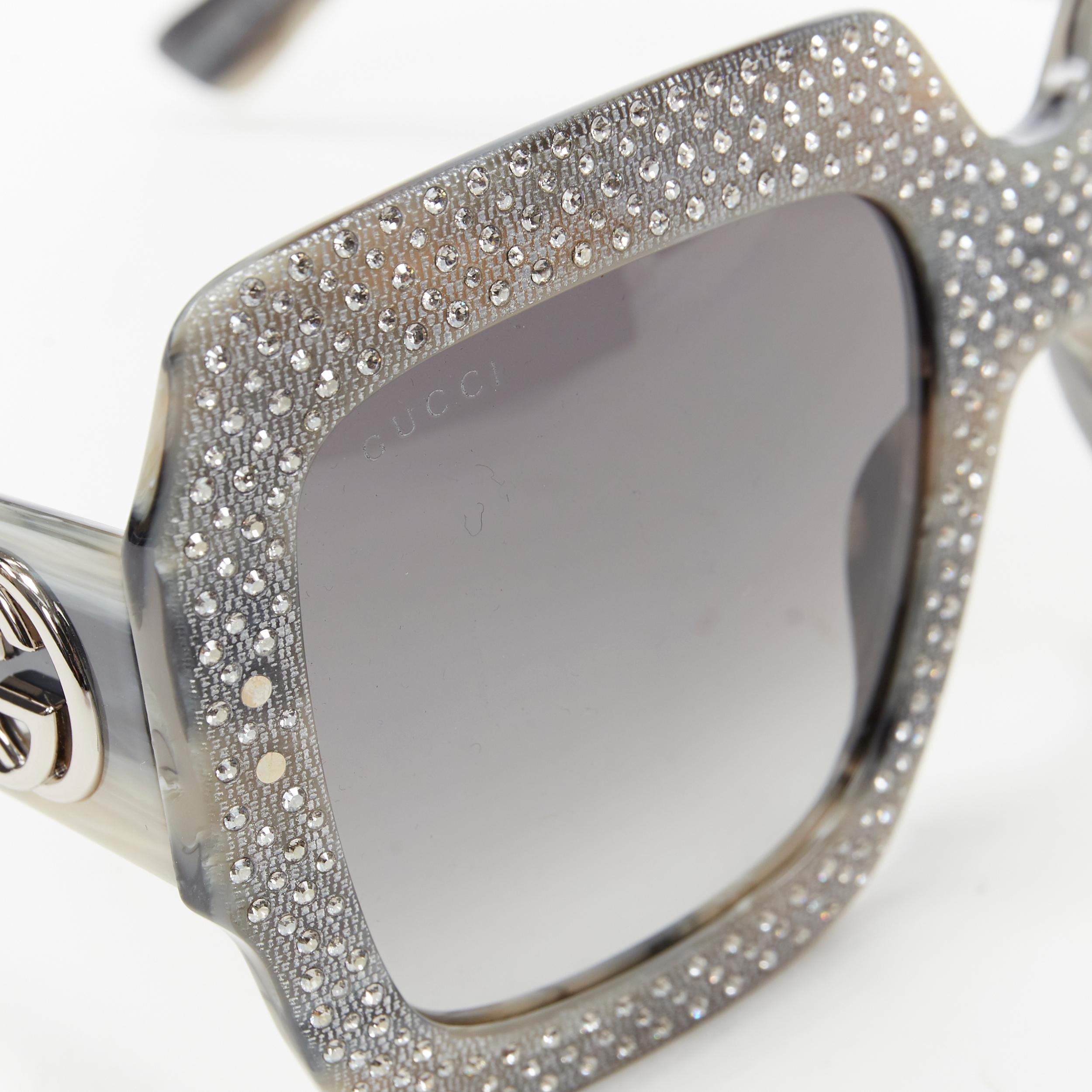 new GUCCI silver crystal strass embellished oversized gradient square sunglasses In New Condition In Hong Kong, NT