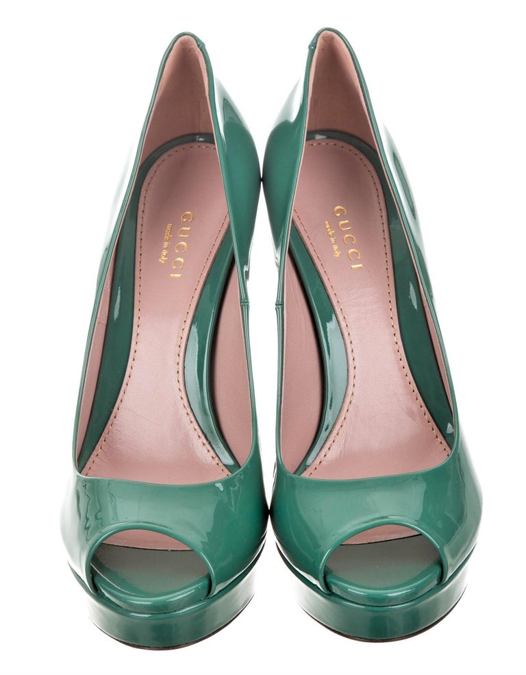 gucci heels green