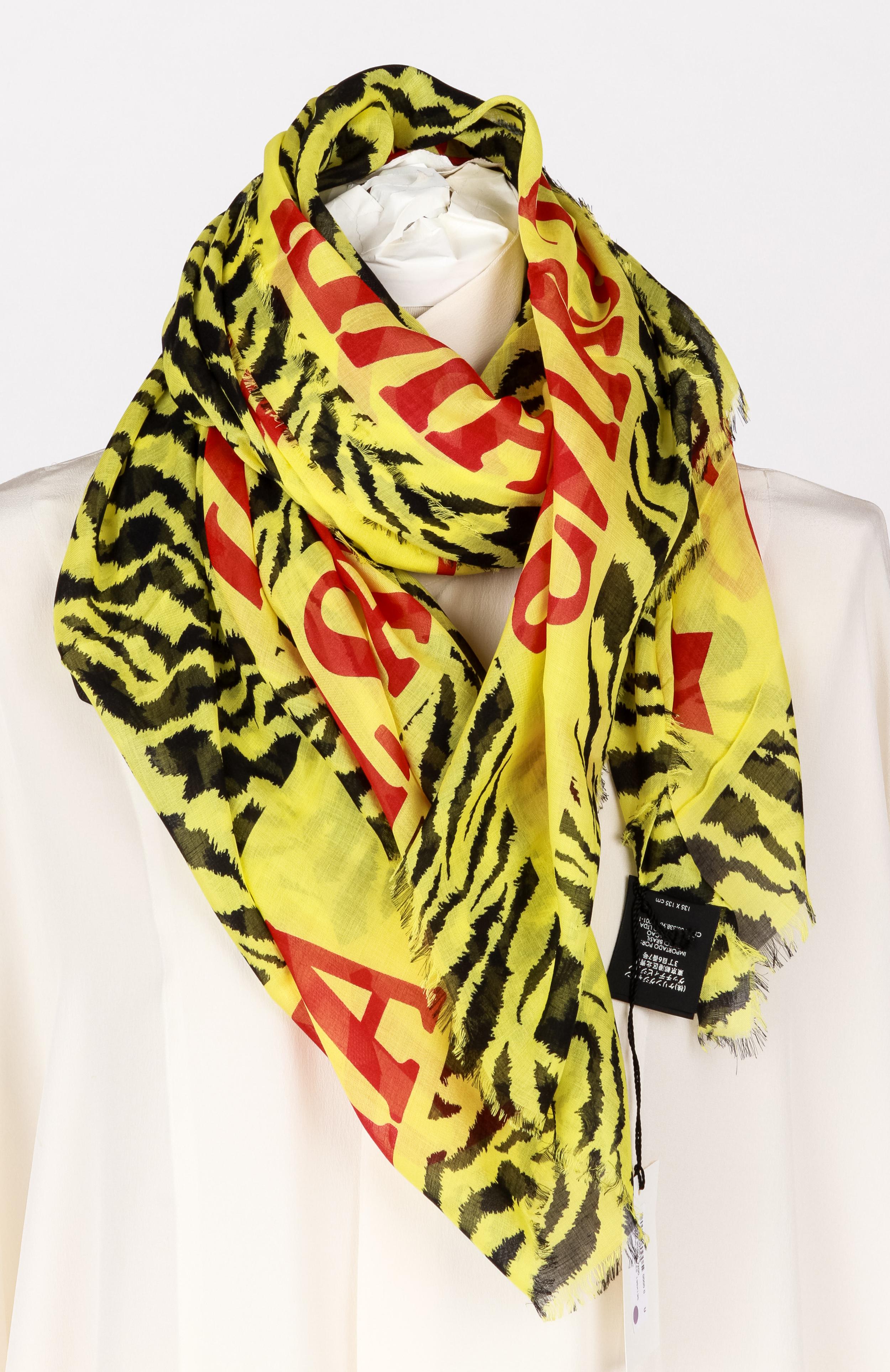 Beige New Gucci Tiger Print Yellow Shawl 52