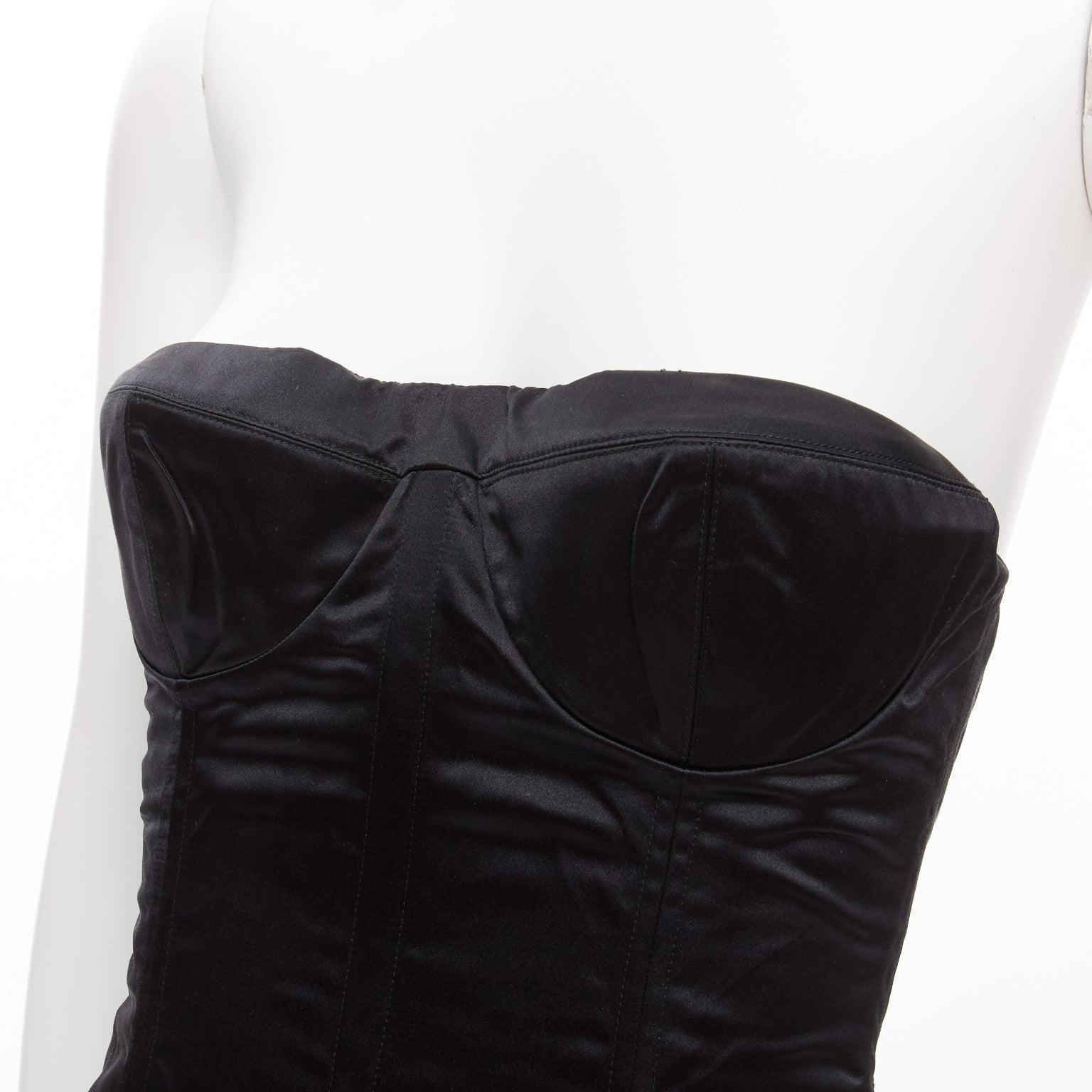 new GUCCI Tom Ford 2001 Runway black silk 3D conical bra bustier IT38 XS In New Condition For Sale In Hong Kong, NT