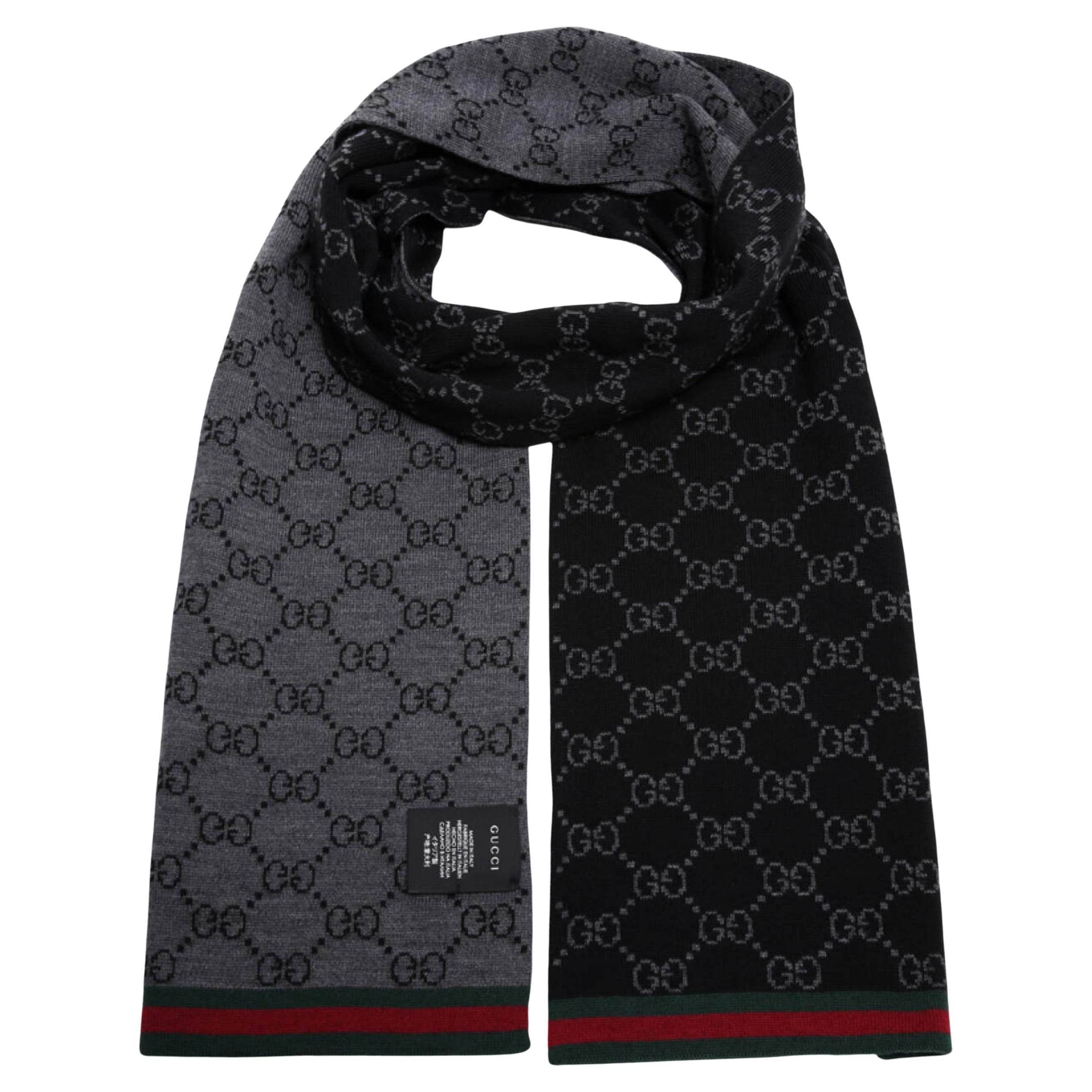 NEW Gucci Unisex Black Wool Reversible GG Guccisima Red Green Stripe Scarf  Shawl For Sale at 1stDibs