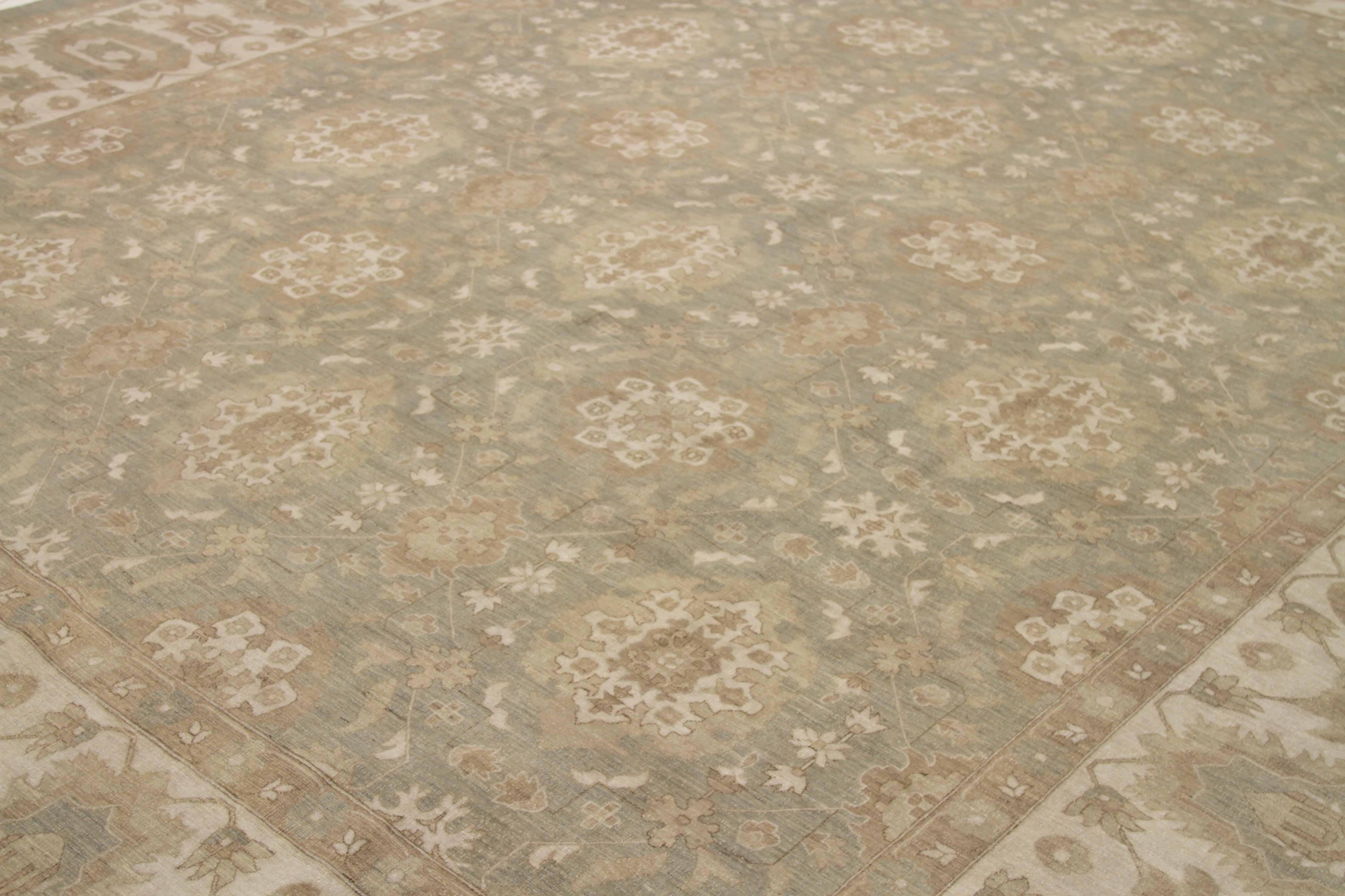 Autre Nouveau tapis afghan de style Haji Jalili avec un look extraordinaire du XVIIe siècle en vente