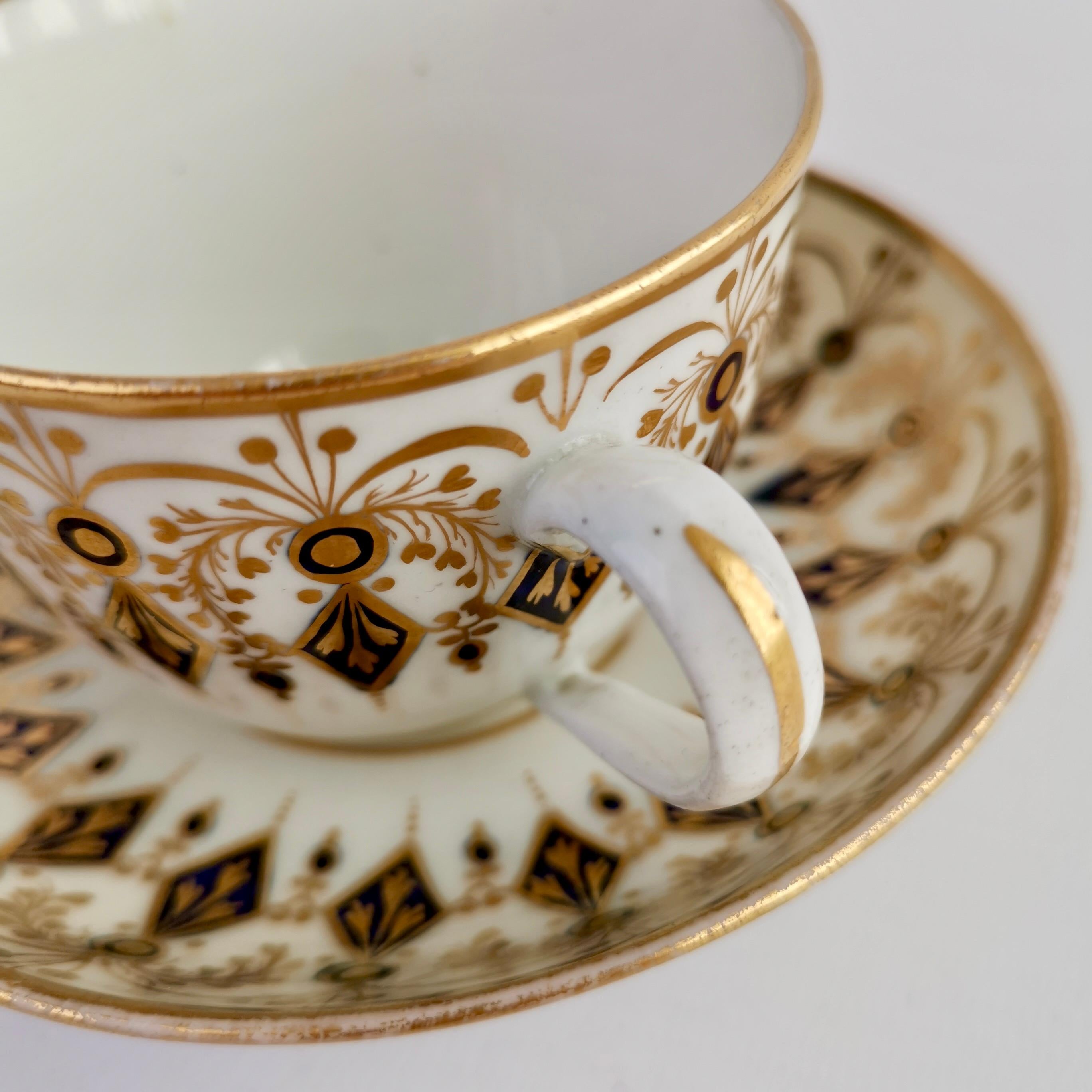 New Hall Hybrid Paste Porcelain Teacup, Neoclassical Cobalt Blue Gilt, ca 1810 For Sale 2