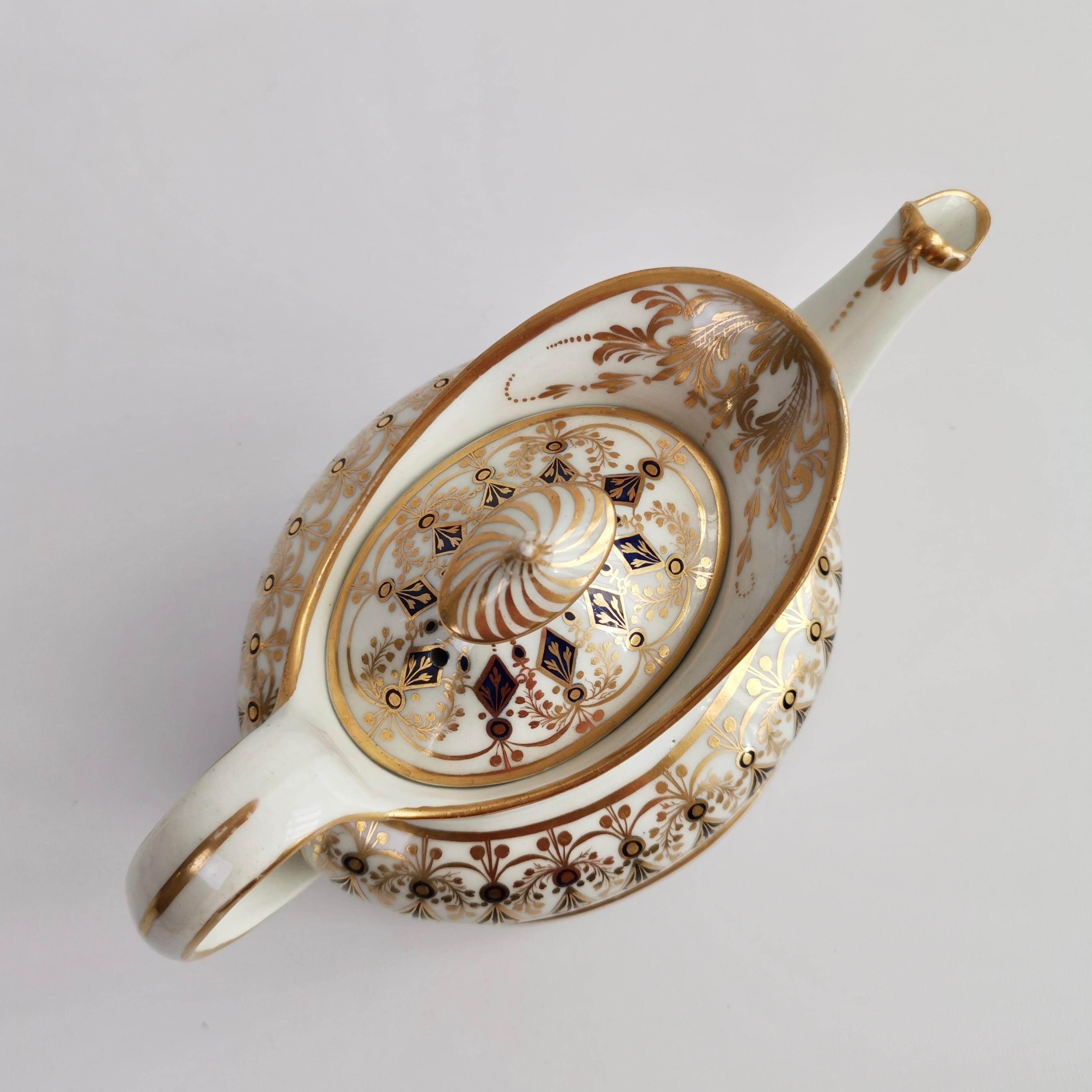 New Hall Porcelain Tea Service, Neoclassical Cobalt Blue and Gilt, ca 1810 For Sale 7