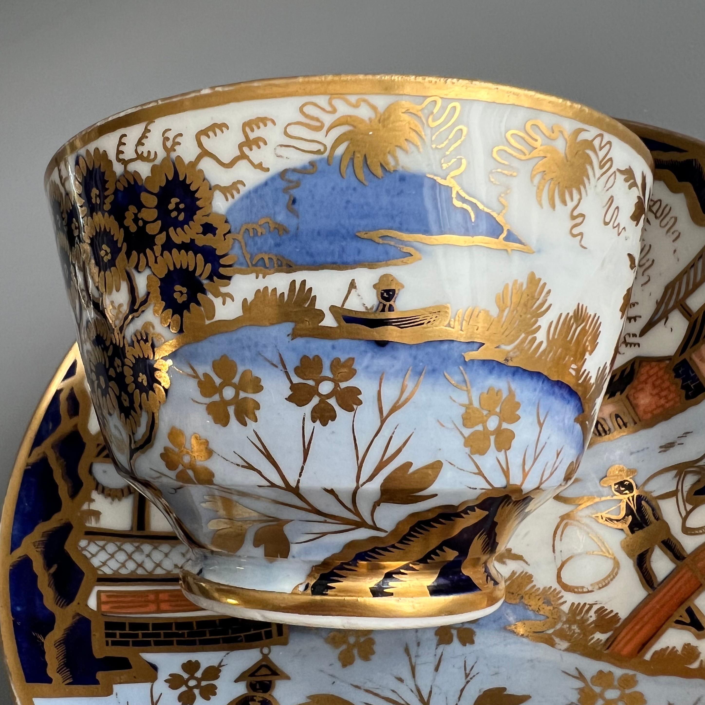 Early 19th Century New Hall Porcelain Teacup, Chinoiserie Water Carrier Pattern 1163, Ca 1815