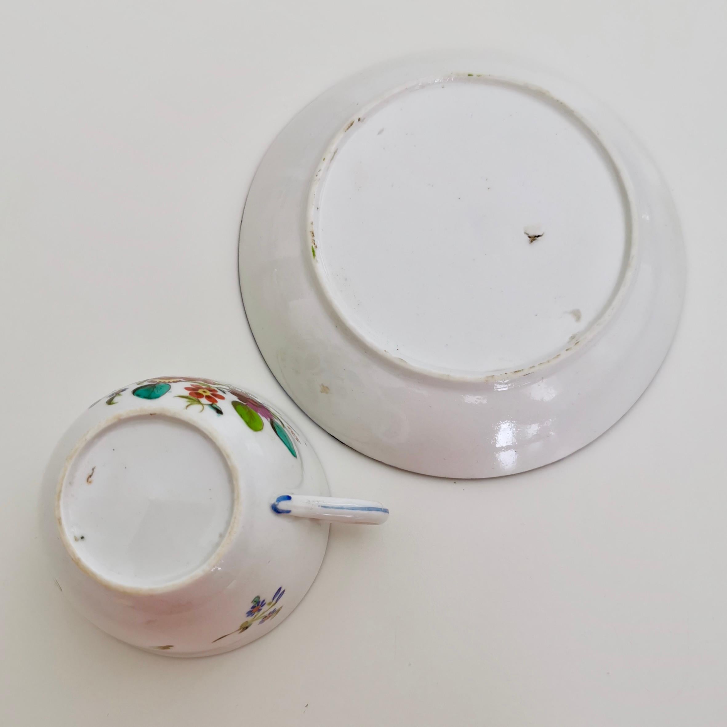 New Hall Porcelain Teacup, Hybrid Paste, Flowers Patt, 1180, circa 1815 7