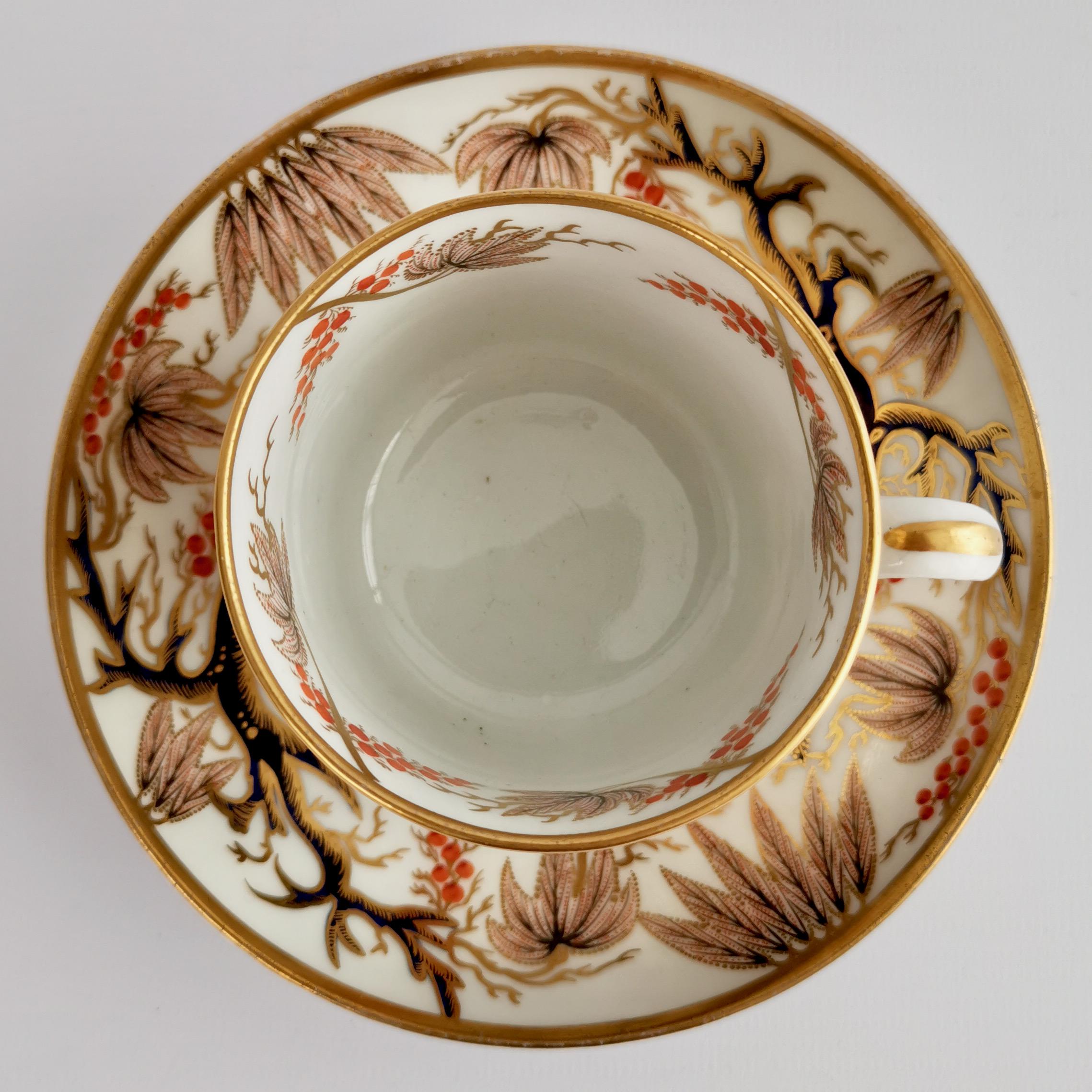 New Hall Porcelain Teacup Trio, Imari Vine Pattern, Regency, ca 1810 3