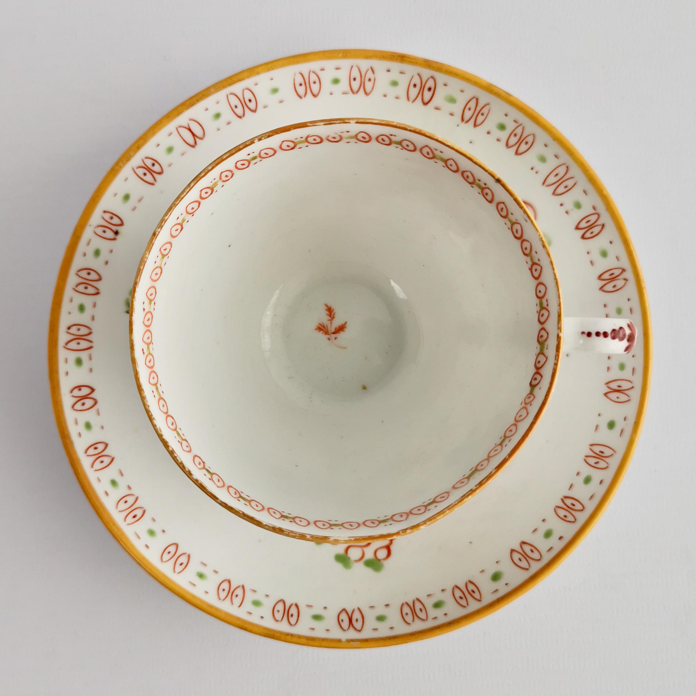 Hand-Painted New Hall Porcelain Teacup, Yellow Shell Pattern 1045, ca 1810