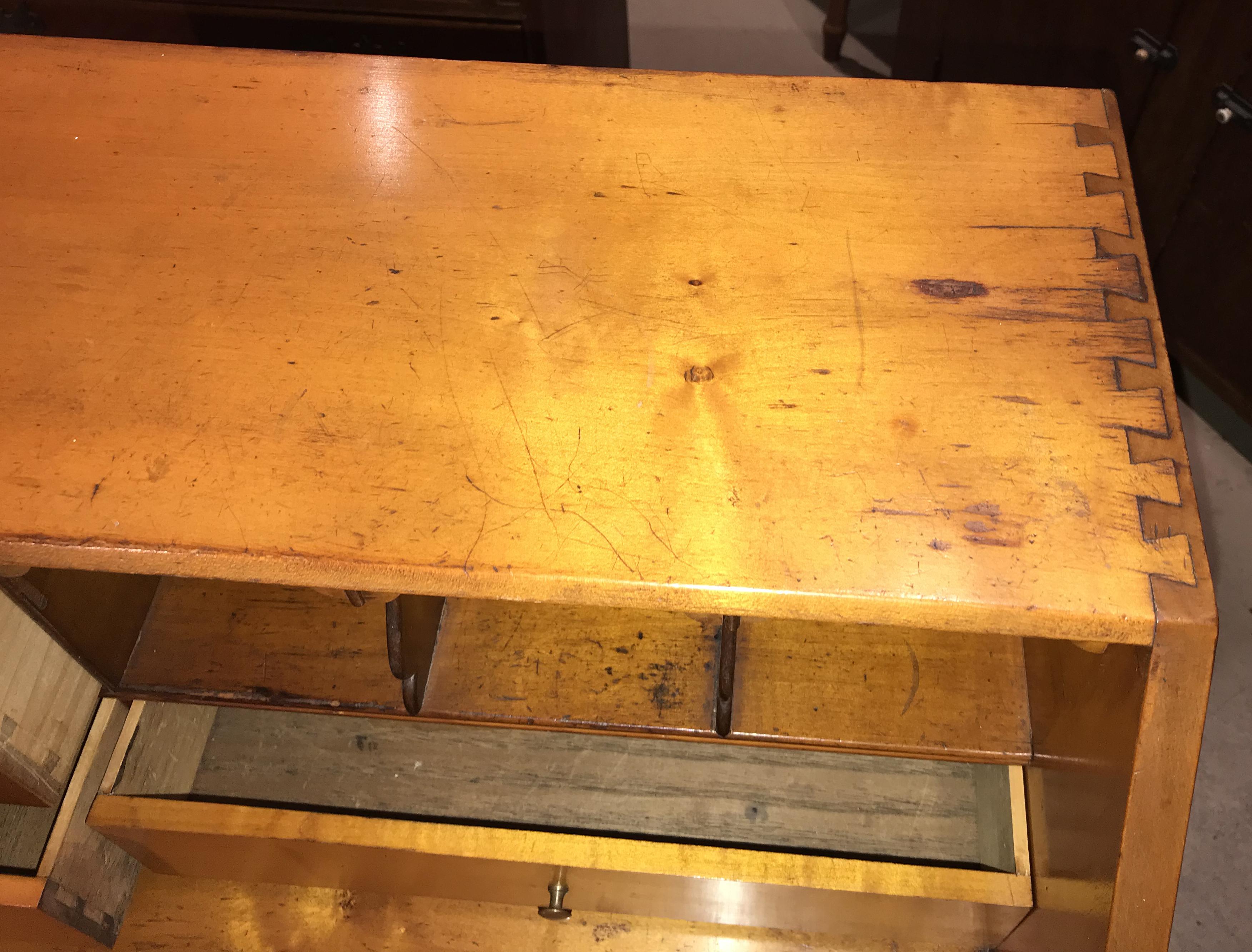 New Hampshire Chippendale Tiger Maple Slant Front Desk, circa 1790 1