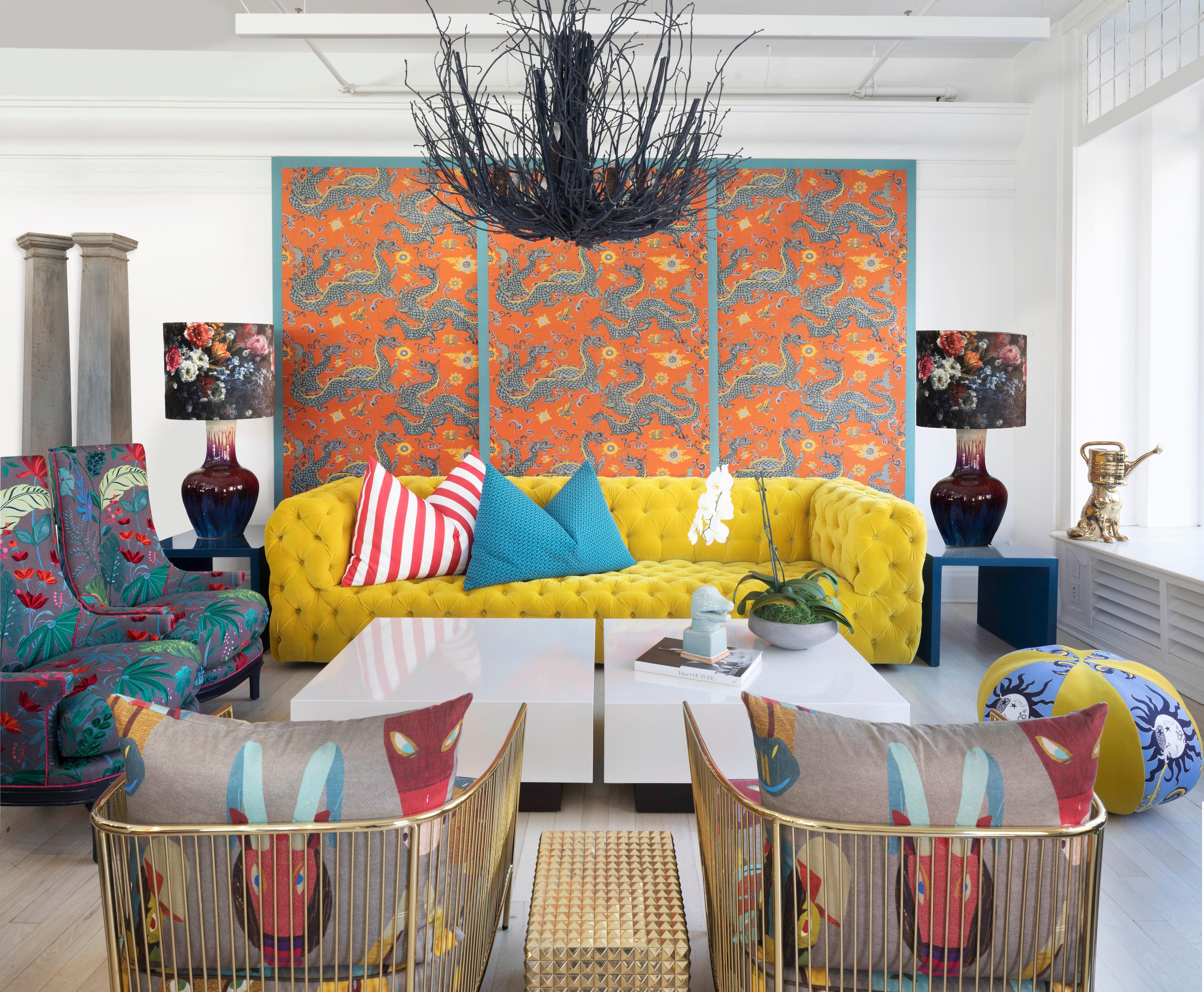 Sofá de terciopelo amarillo con botones estilo Chesterfield Siglo XXI y contemporáneo en venta