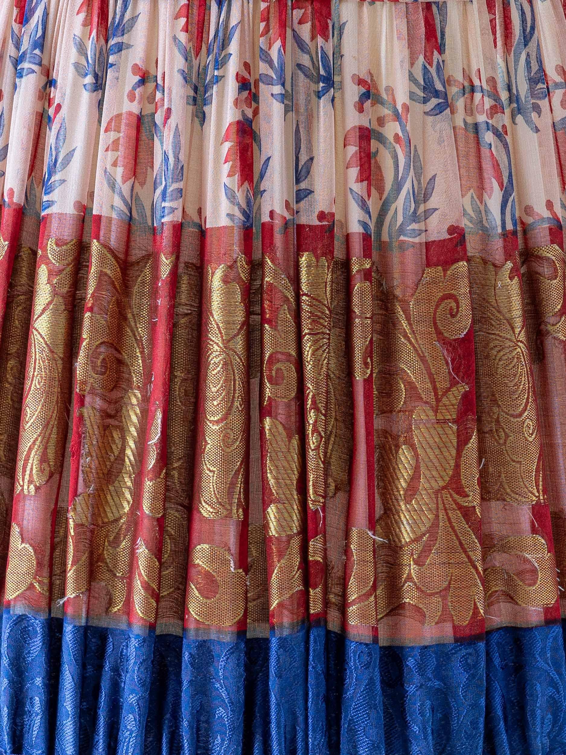 Fatto a mano Nuovo paralume artigianale ricavato da sari di seta d'epoca, rosso, blu e oro, solo 2 in vendita