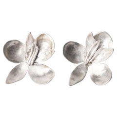 Dolores Ortega Amancay Blumenohrringe aus Sterlingsilber