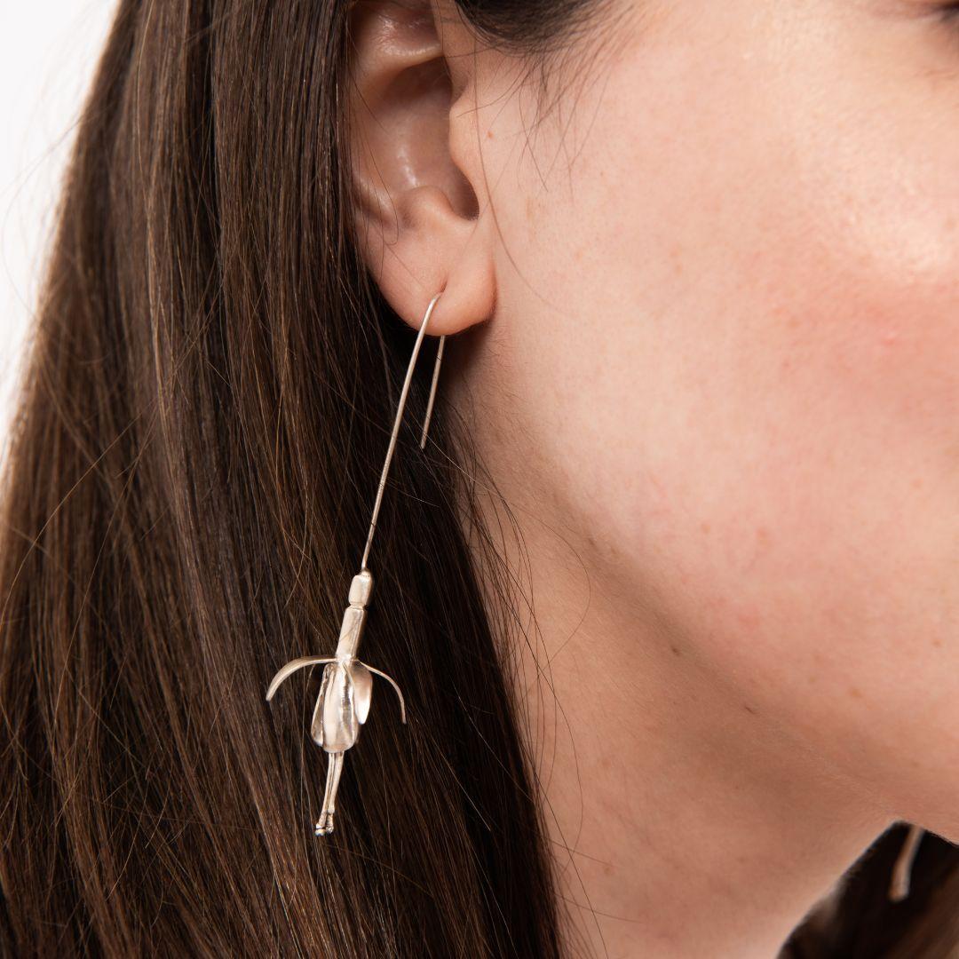 De las mujeres Pendientes Flor de Aljaba Dolores Ortega de plata de ley en venta