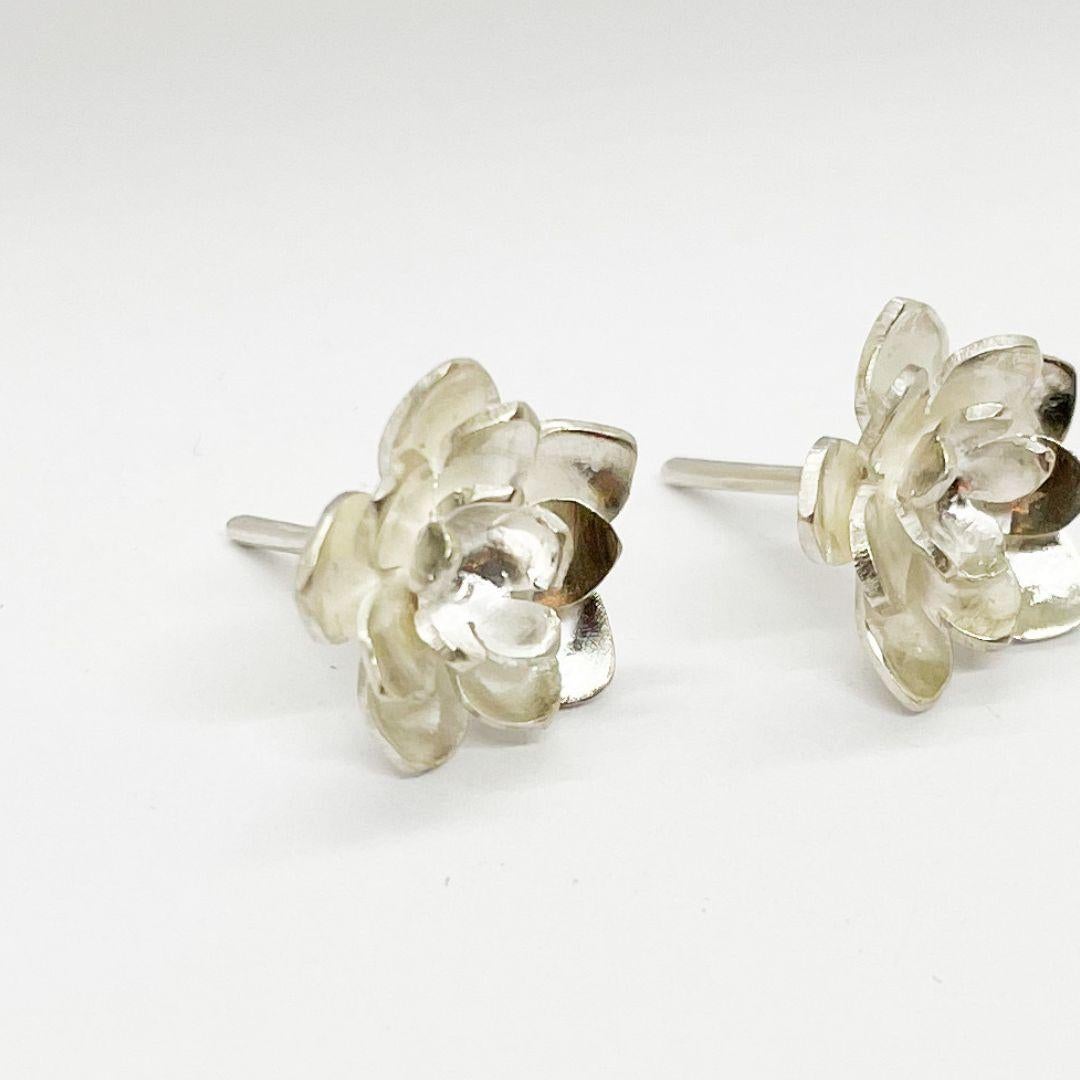 Pendientes Dolores Ortega Gardenia de plata de ley en venta 1
