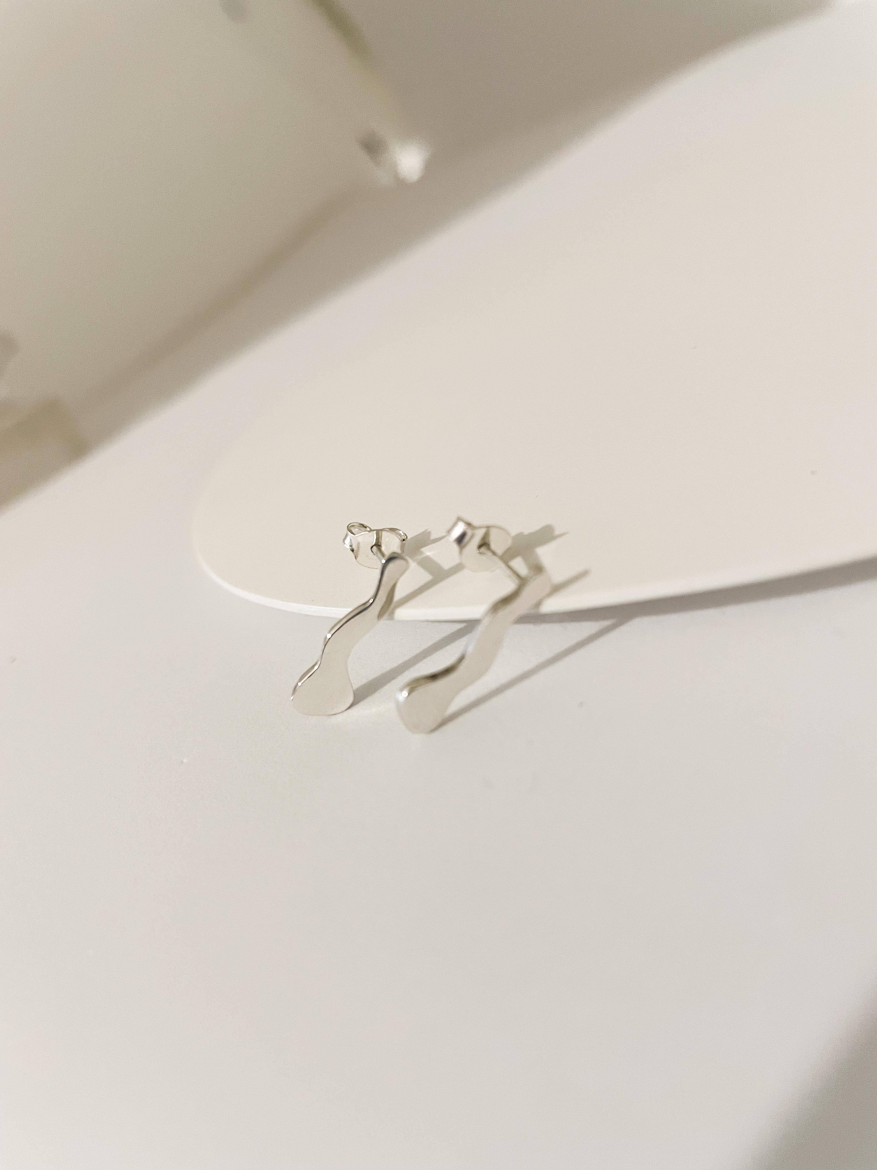 New Handcrafted Sterling Silver Irregular Mini Earrings – Unique Artisan Design For Sale 1