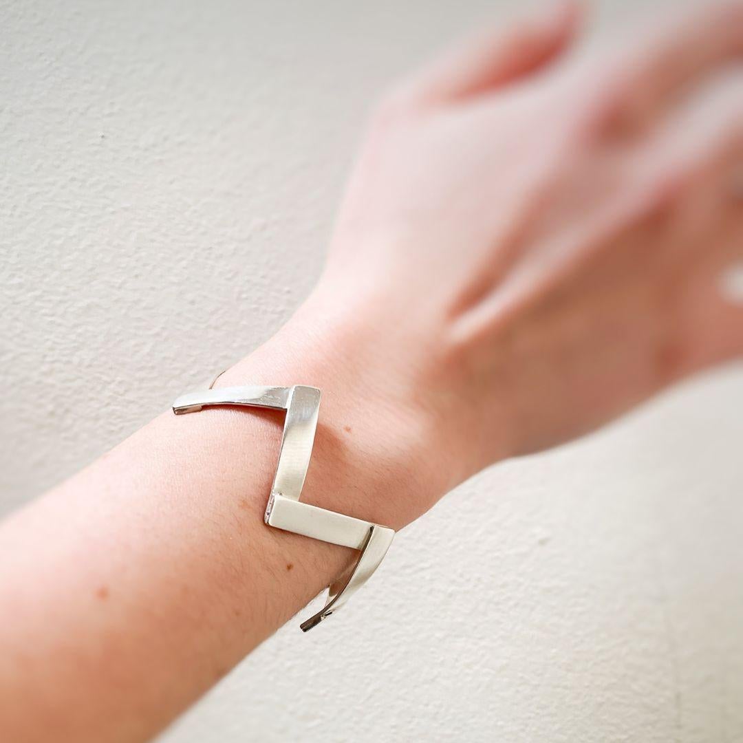 Dolores Ortega Ayni Bracelet in Sterling Silver In New Condition For Sale In Pigüé, AR