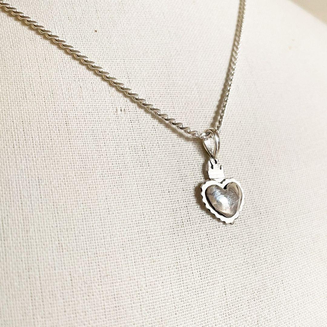 Dolores Ortega Sacred Heart Pendant Necklace in 925 Sterling Silver For Sale 3